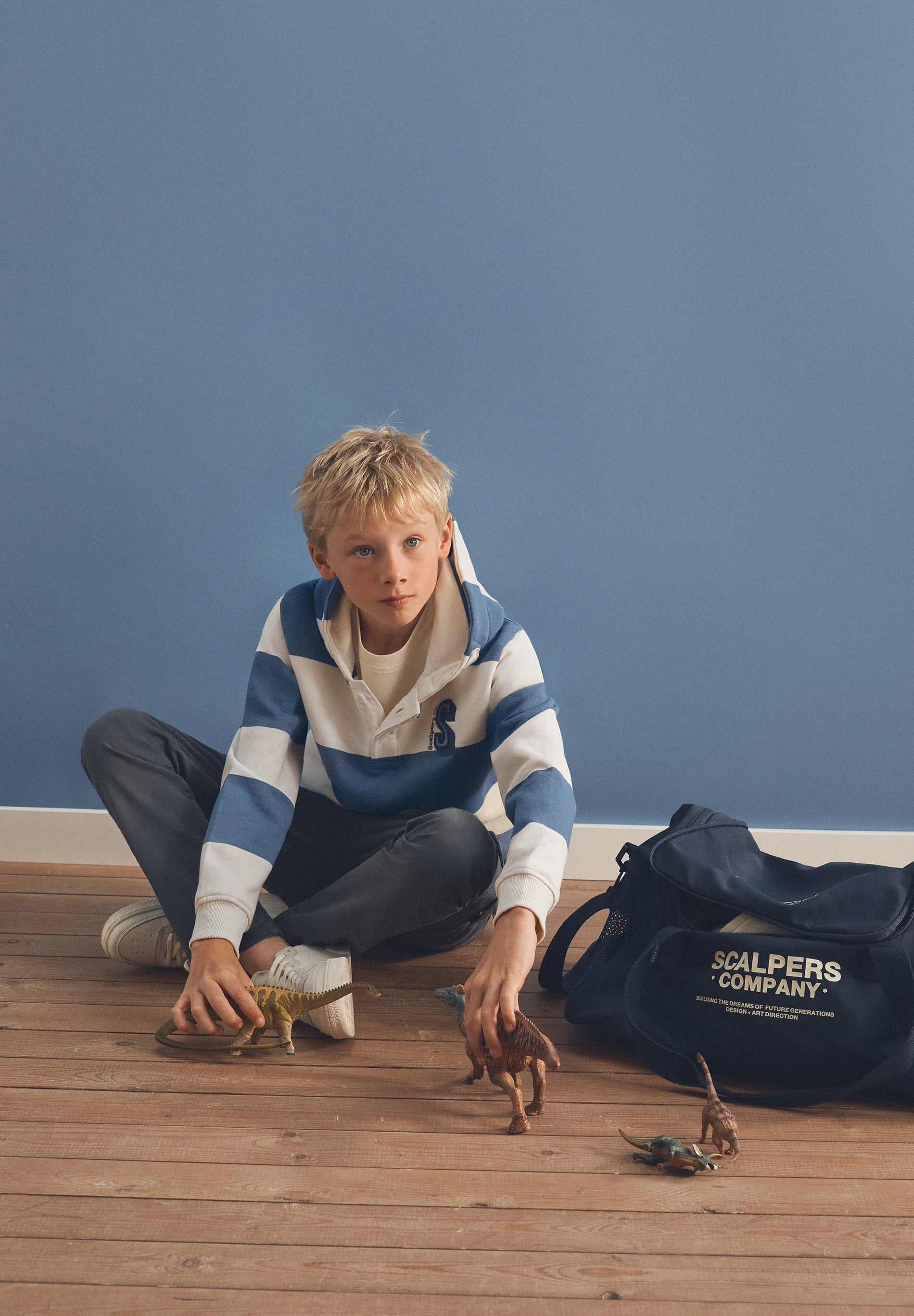 SUDADERA A RAYAS CON CAPUCHA