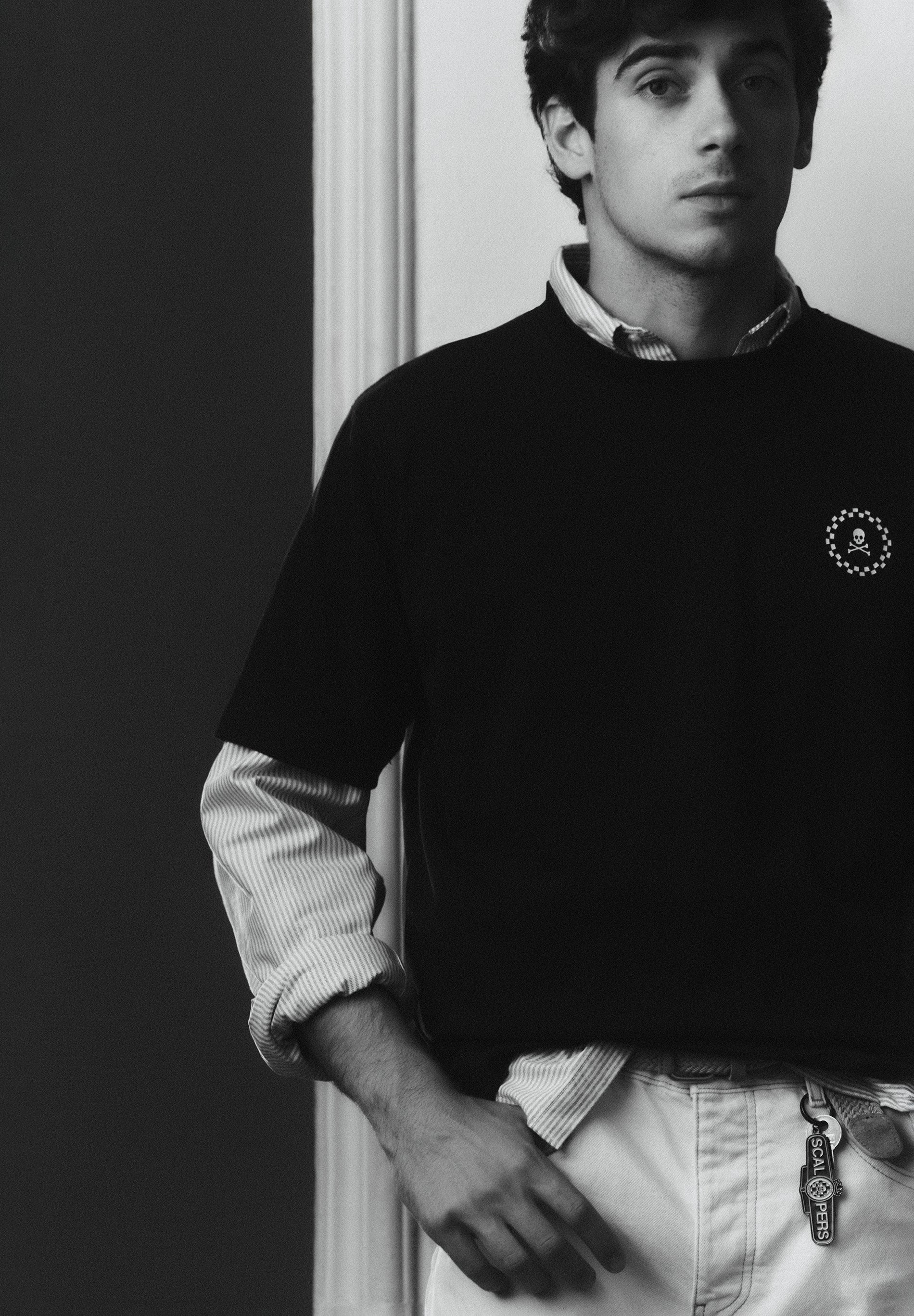 CAMISETA LOGO TRASERO ESTAMPADO