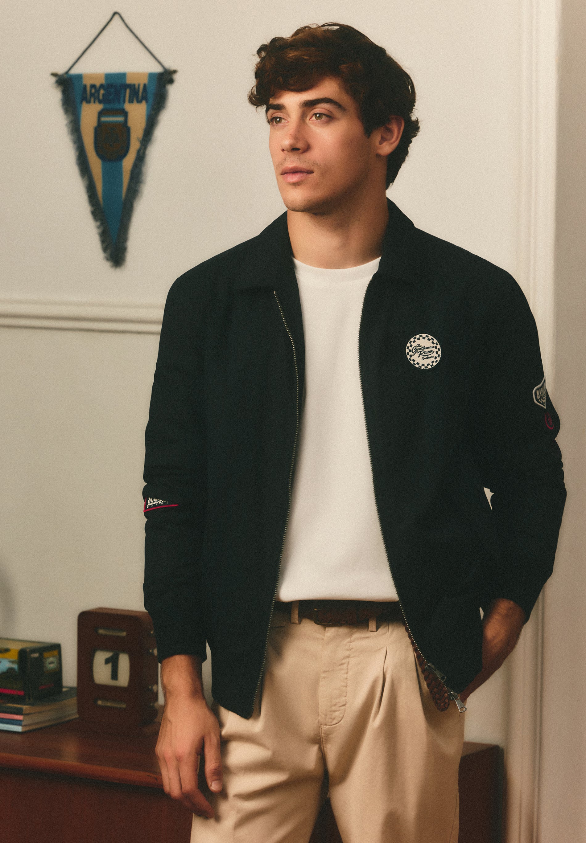 CHAQUETA BOMBER PARCHES