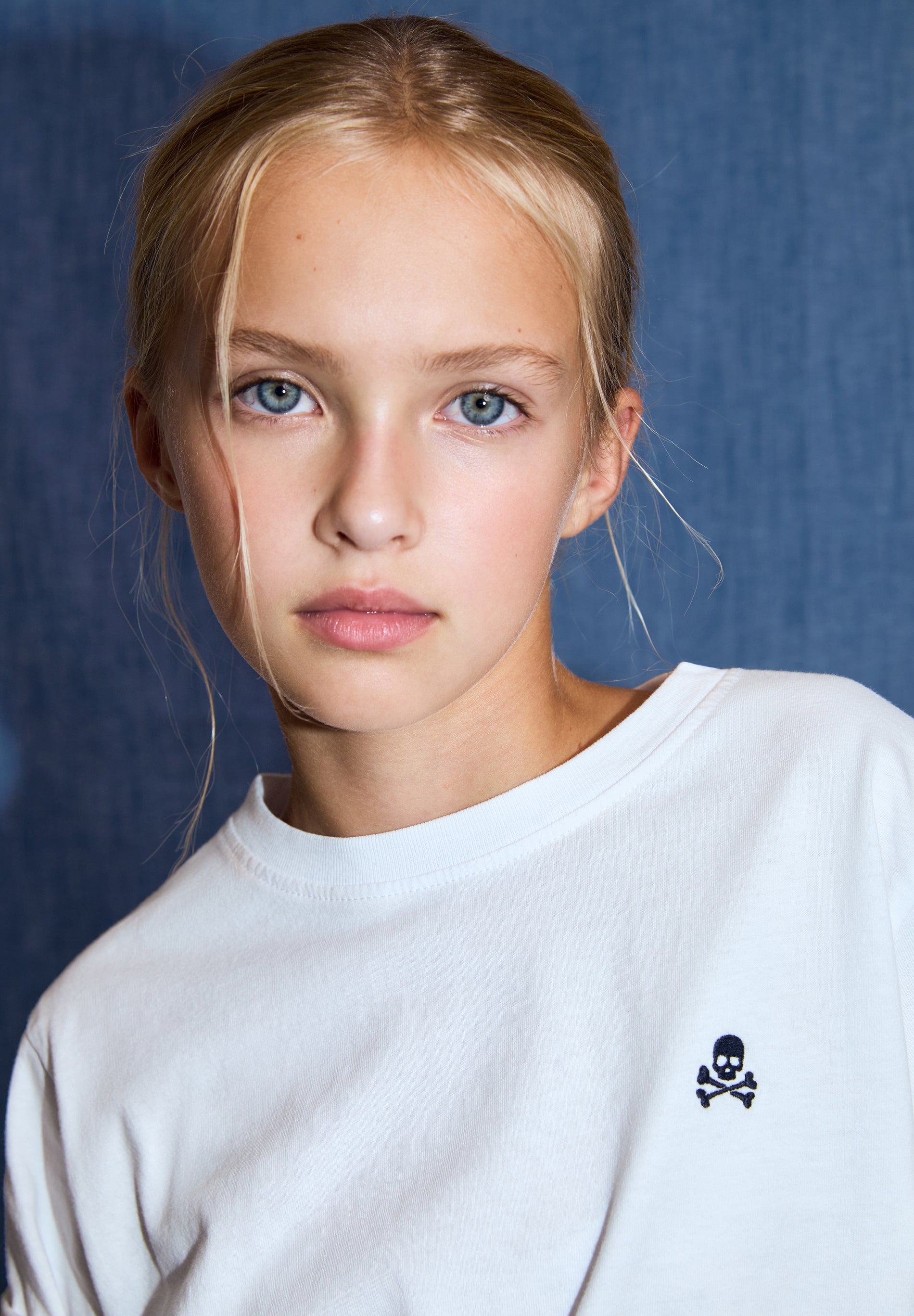 CAMISETA BÁSICA CALAVERA