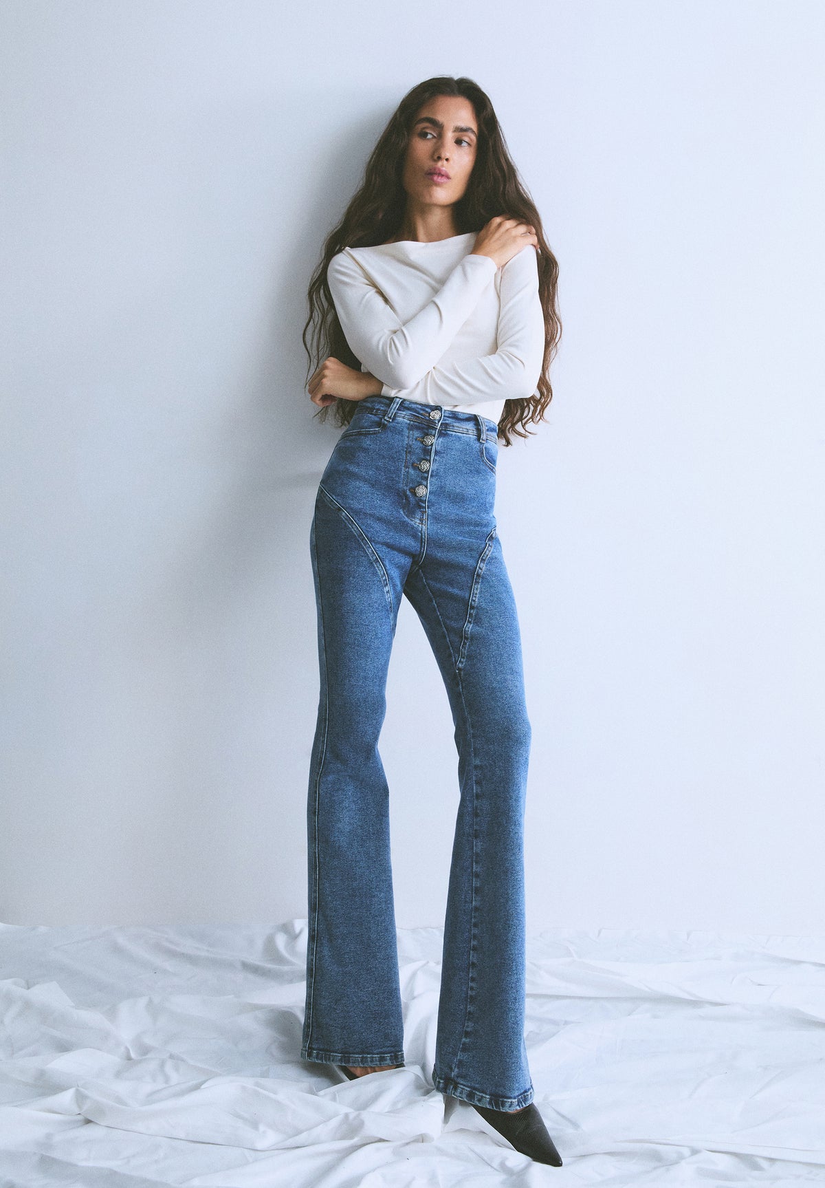 JEANS BOOTCUT TIRO ALTO