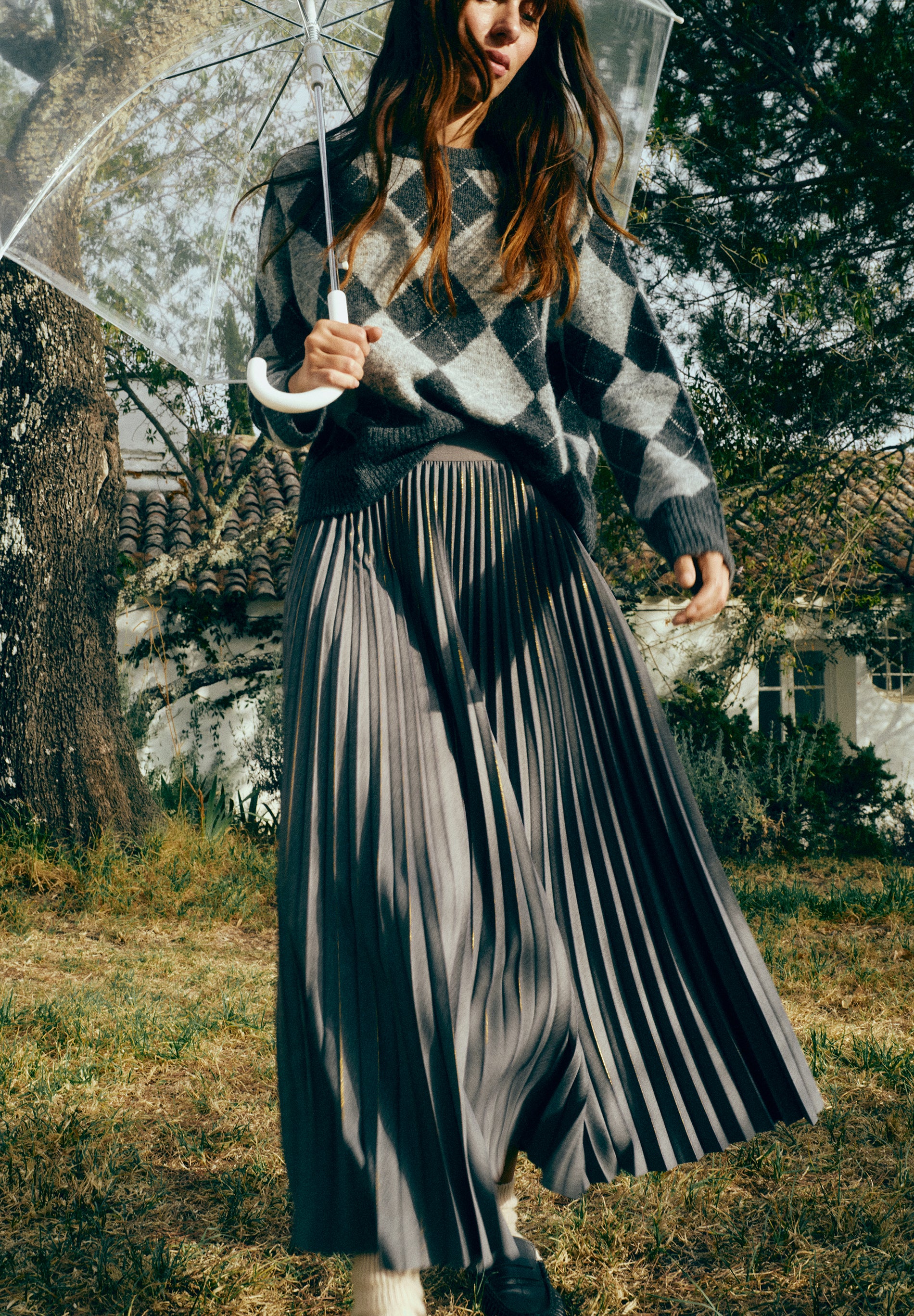 FALDA PLISADA DETALLES LUREX