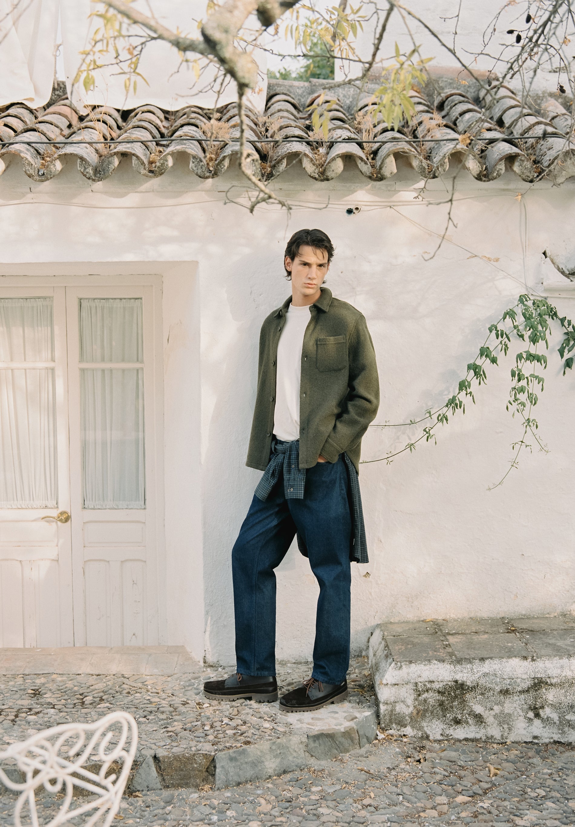 PANTALON VAQUERO CROPPED