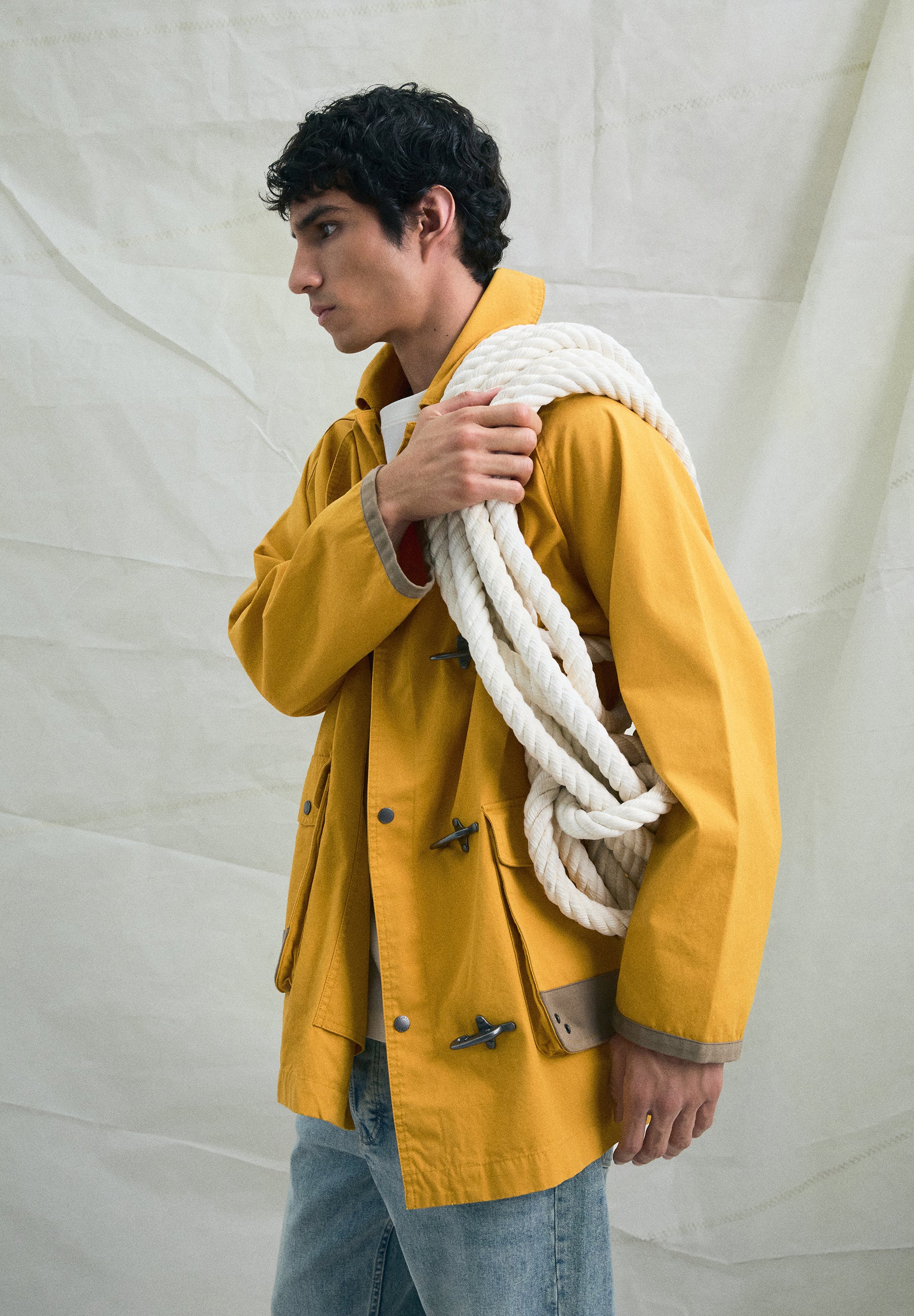 CHAQUETA OVERSIZE TOGGLES