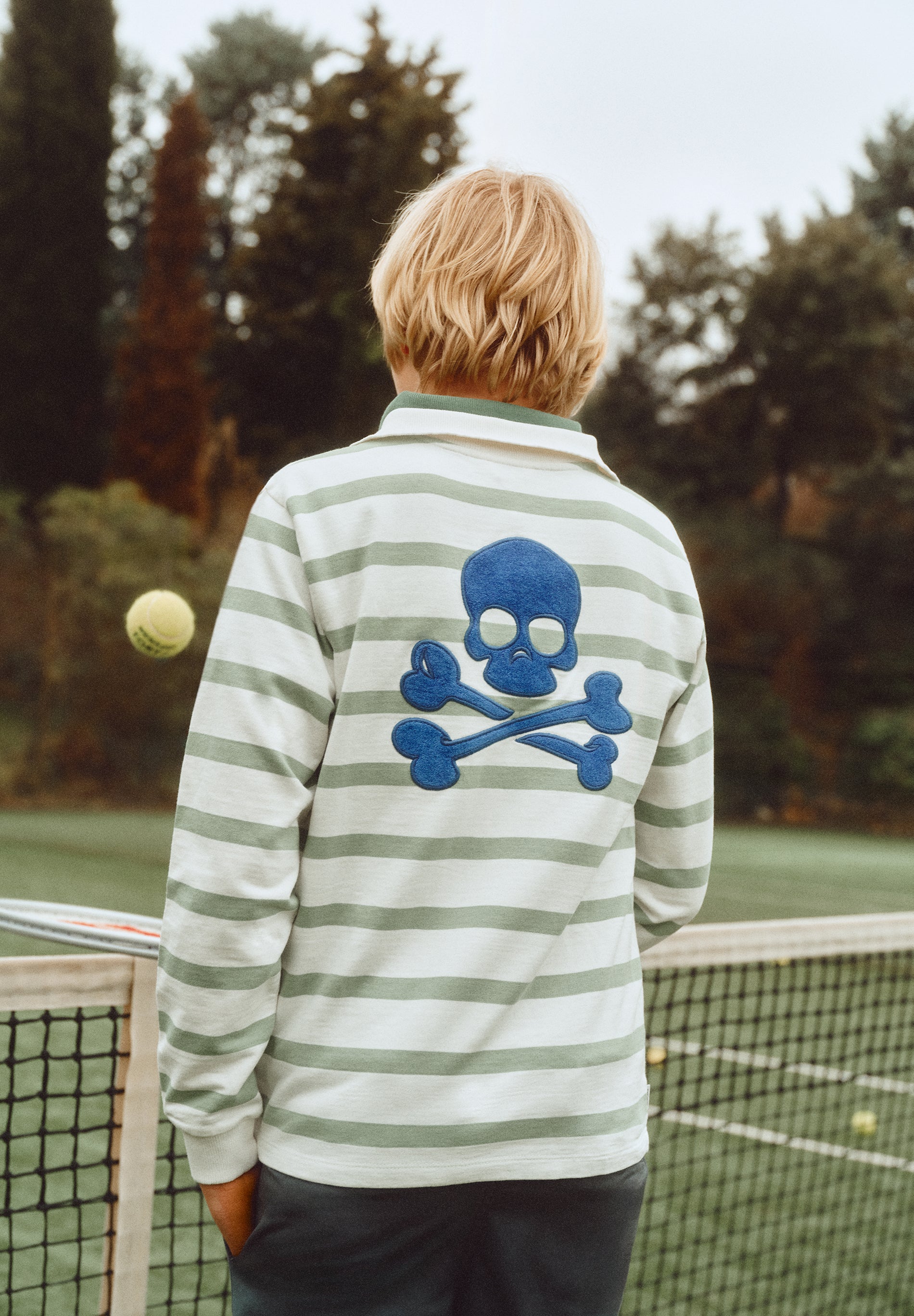 SUDADERA DE RAYAS CON CUELLO POLO