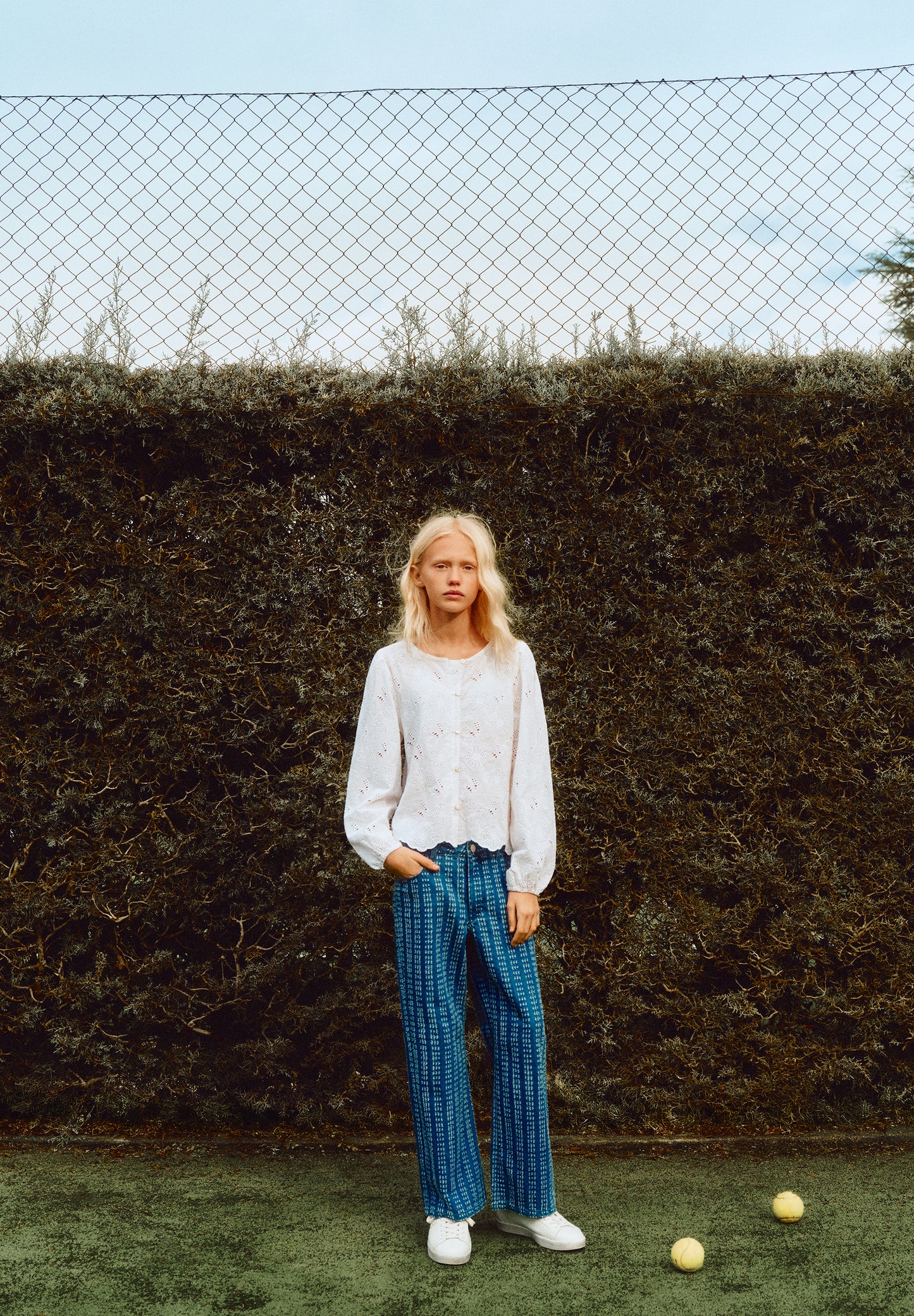 PANTALÓN VAQUERO CON PESPUNTE