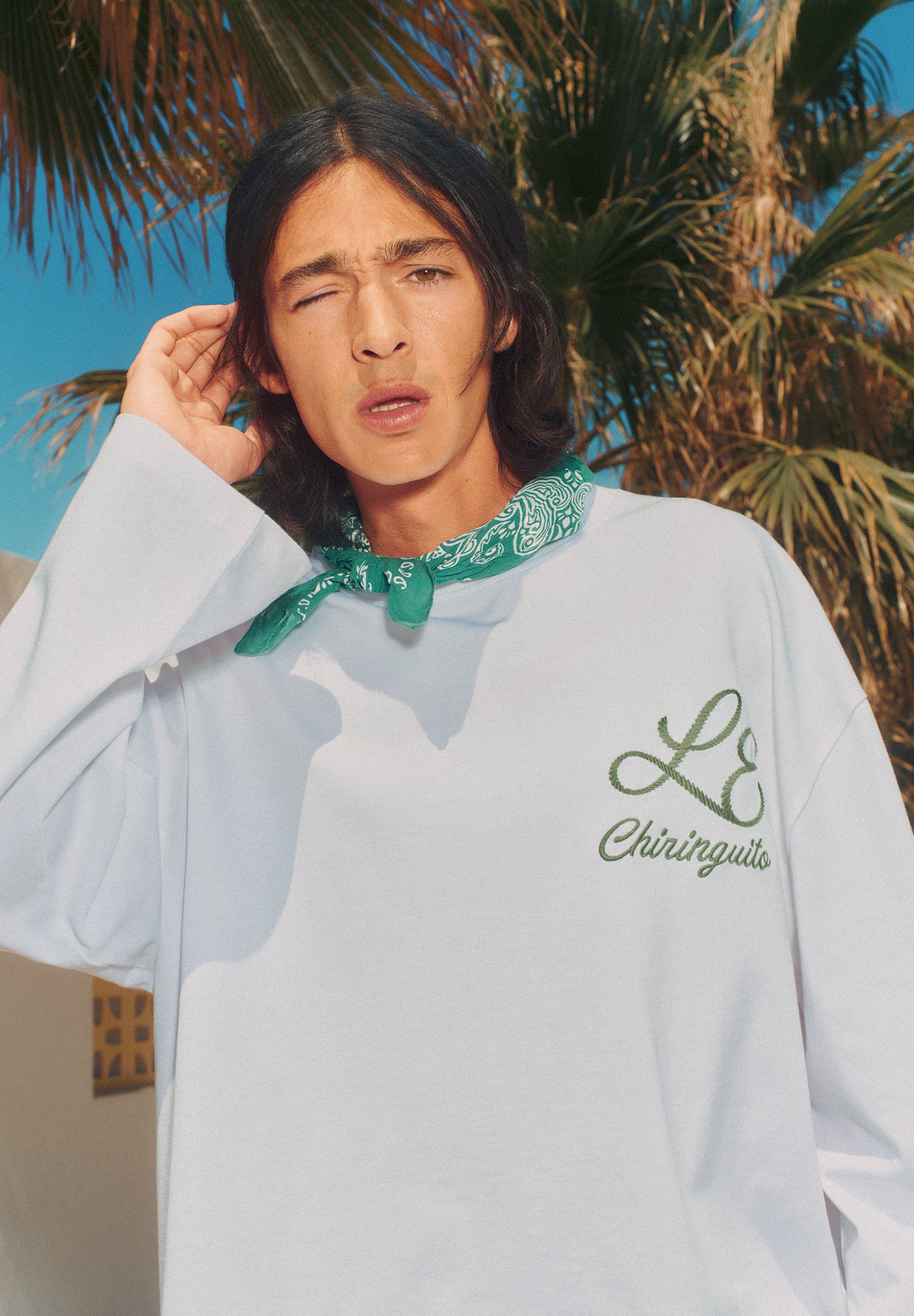 CAMISETA BORDADA BOXY | LE CHIRINGUITO