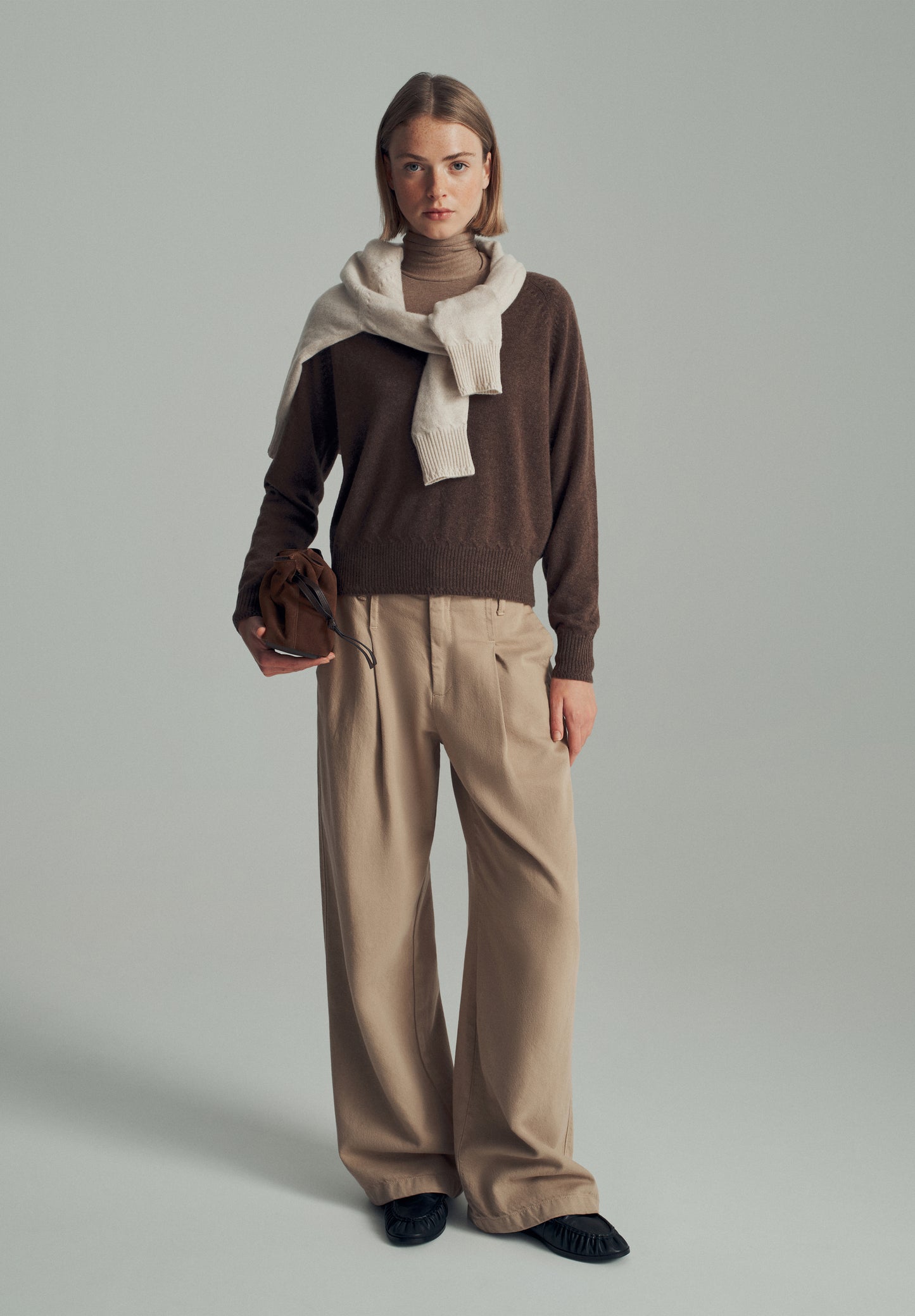 JERSEY 100% CASHMERE CUELLO PICO