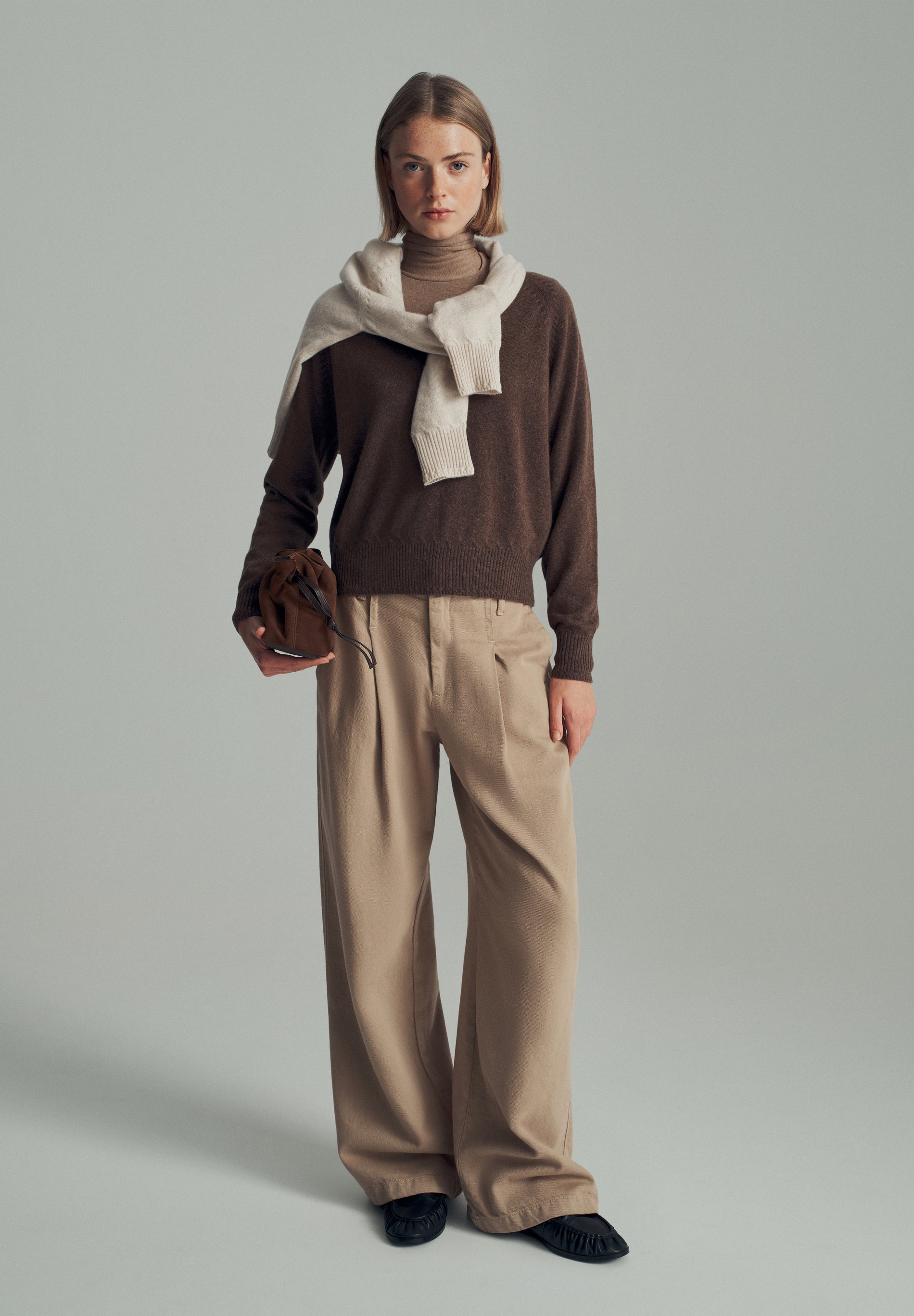 JERSEY 100% CASHMERE CUELLO PICO