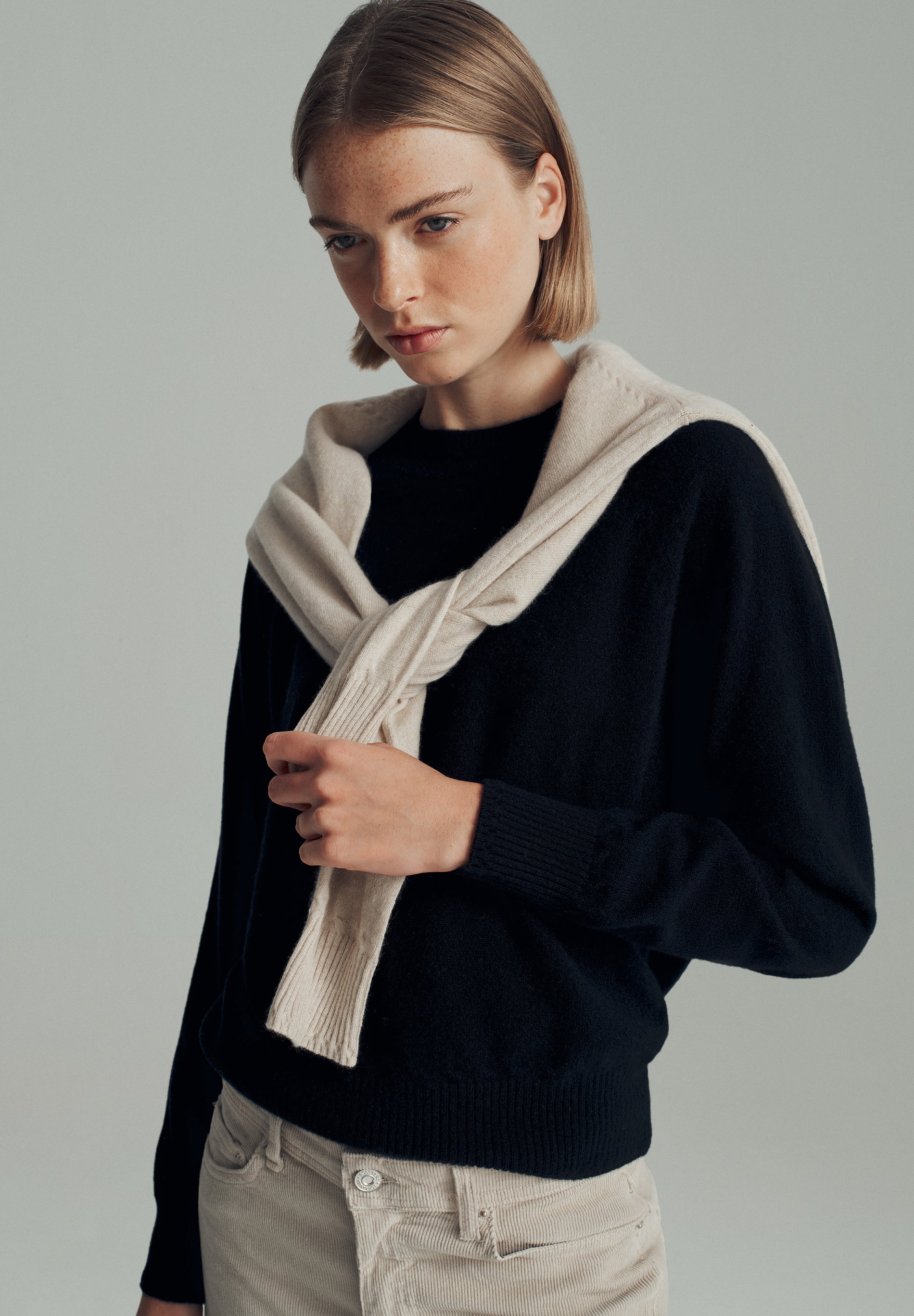 JERSEY 100% CASHMERE CUELLO REDONDO - Scalpers