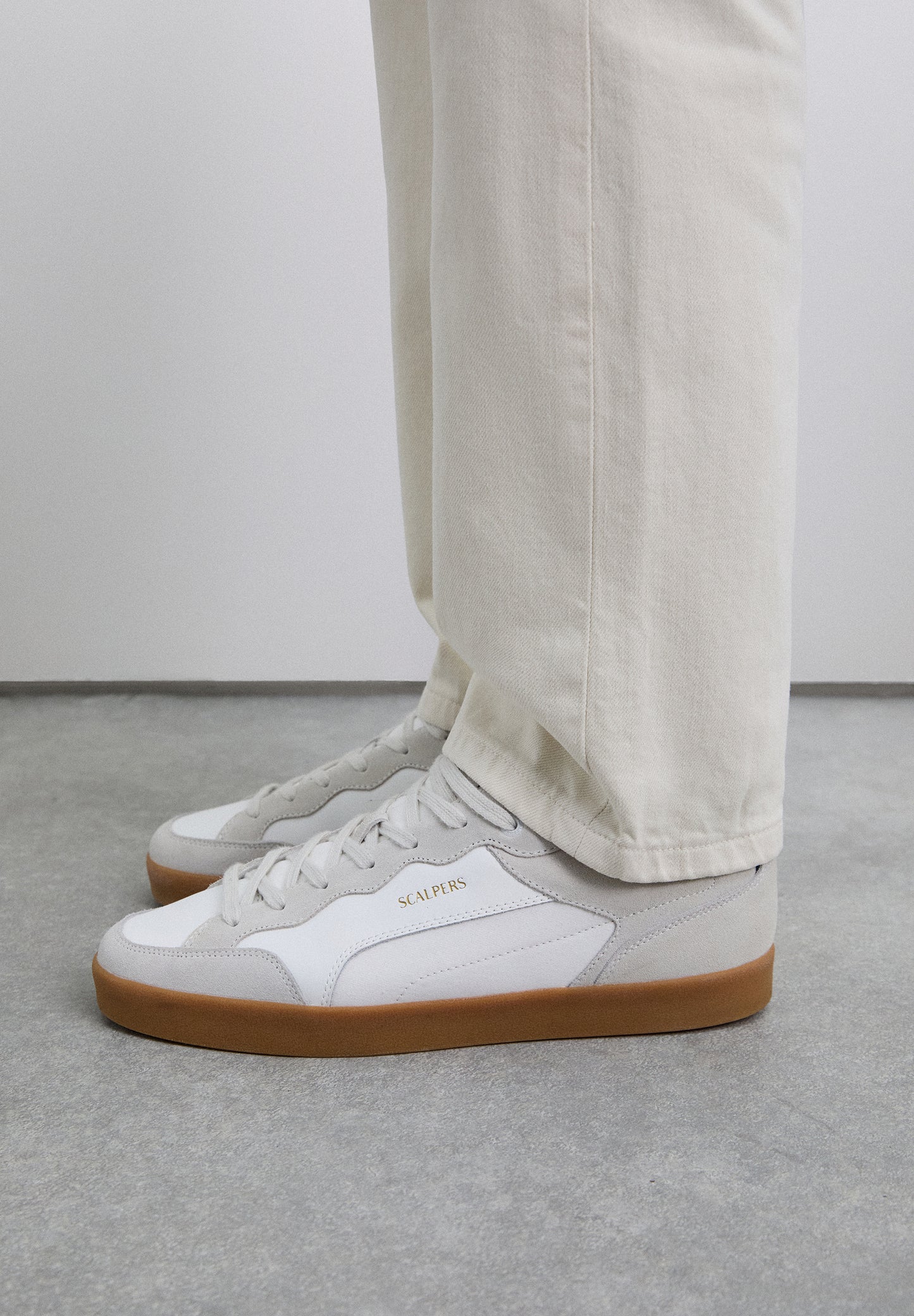 SNEAKERS PIEL ANTE