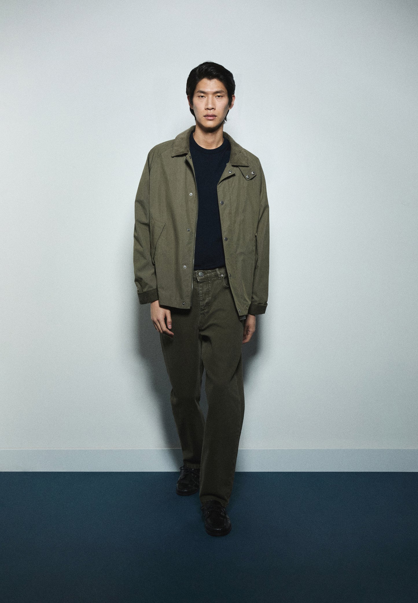 CHAQUETA BOXY CUELLO PANA