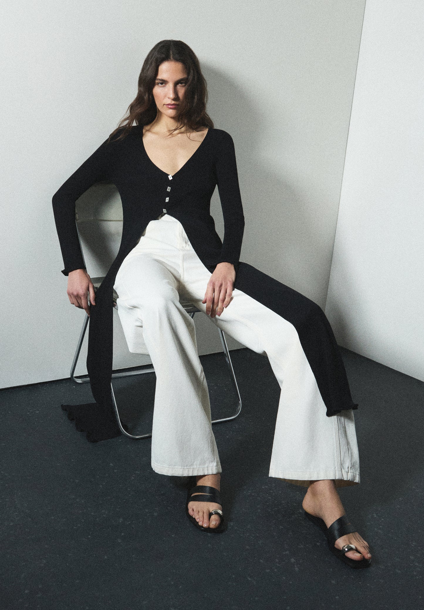 CARDIGAN LARGO DE PUNTO ACANALADO