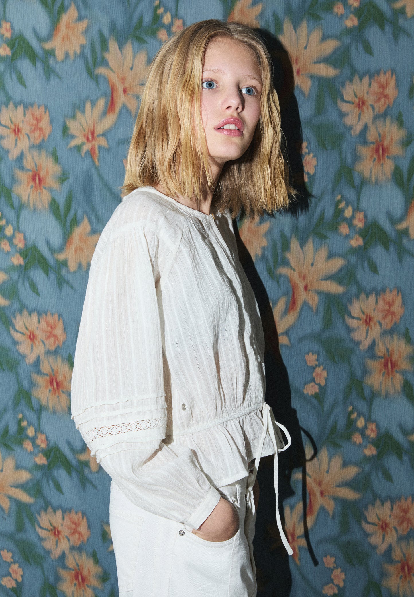 BLUSA ROMÁNTICA LAZO