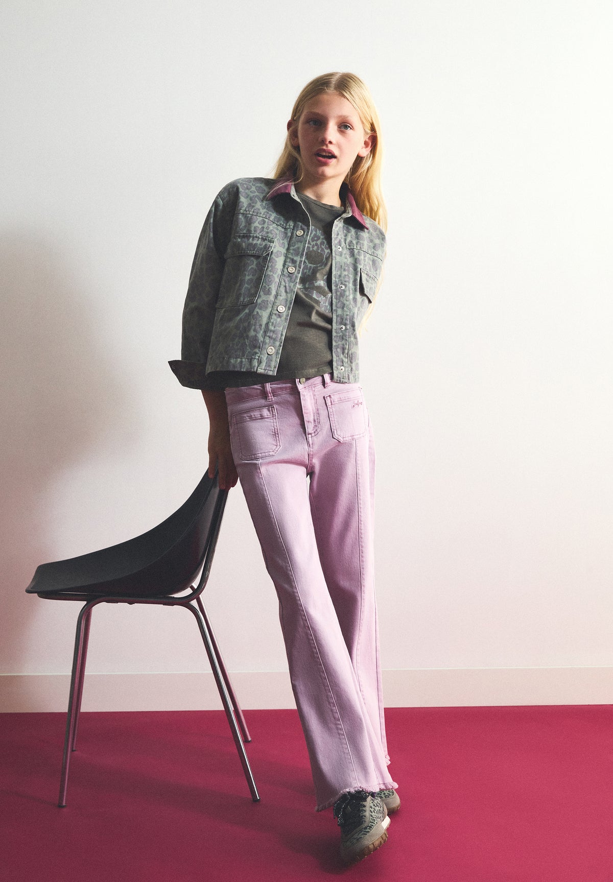 PANTALÓN FLARE COSTURAS