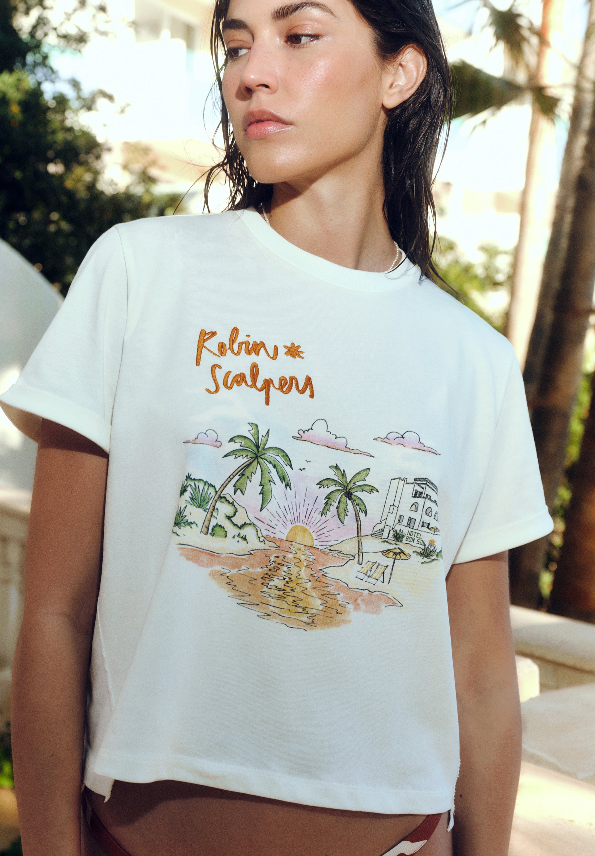 CAMISETA ESTAMPADA BORDADA