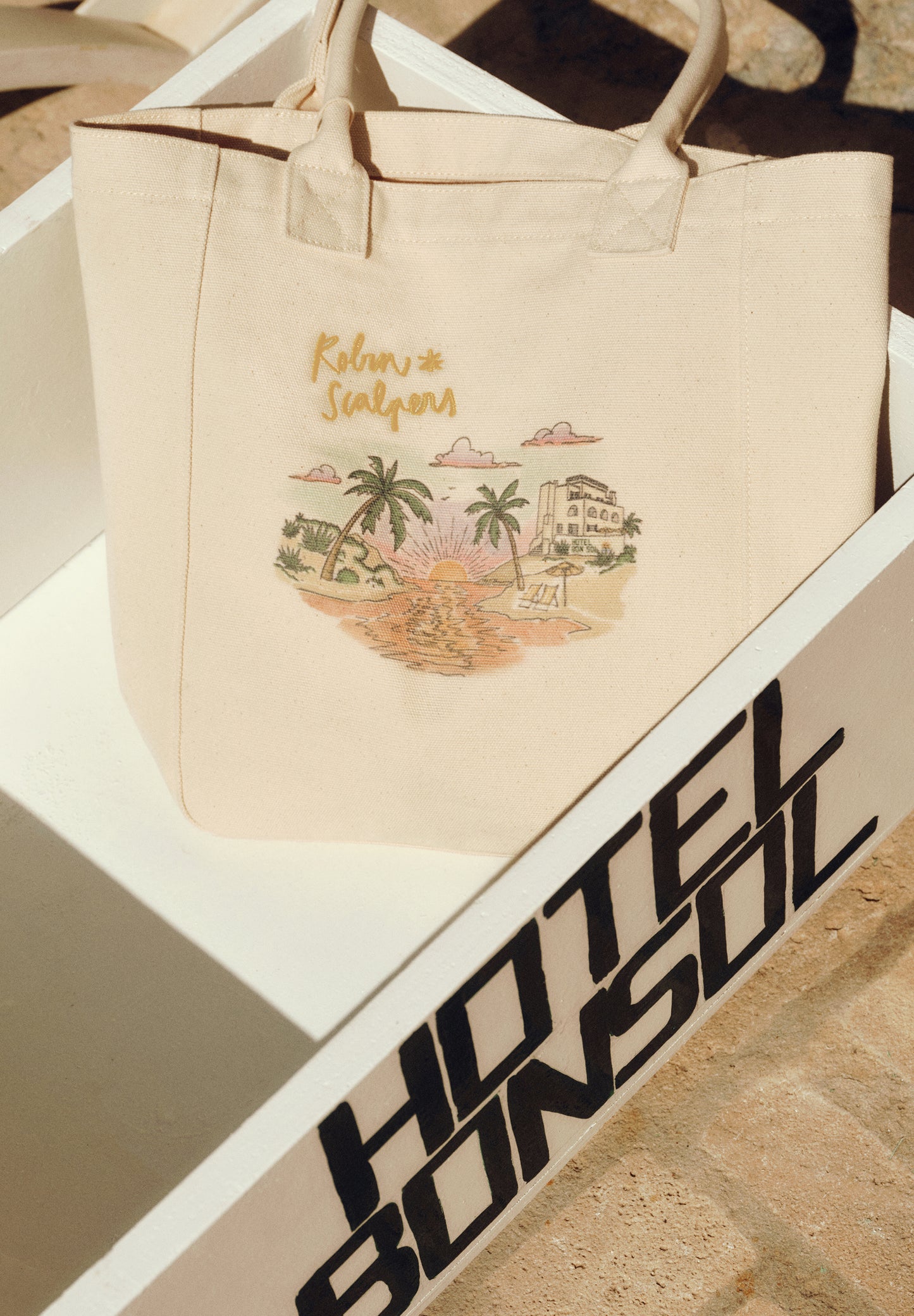 TOTE BAG ESTAMPADA | ROBIN X SCALPERS