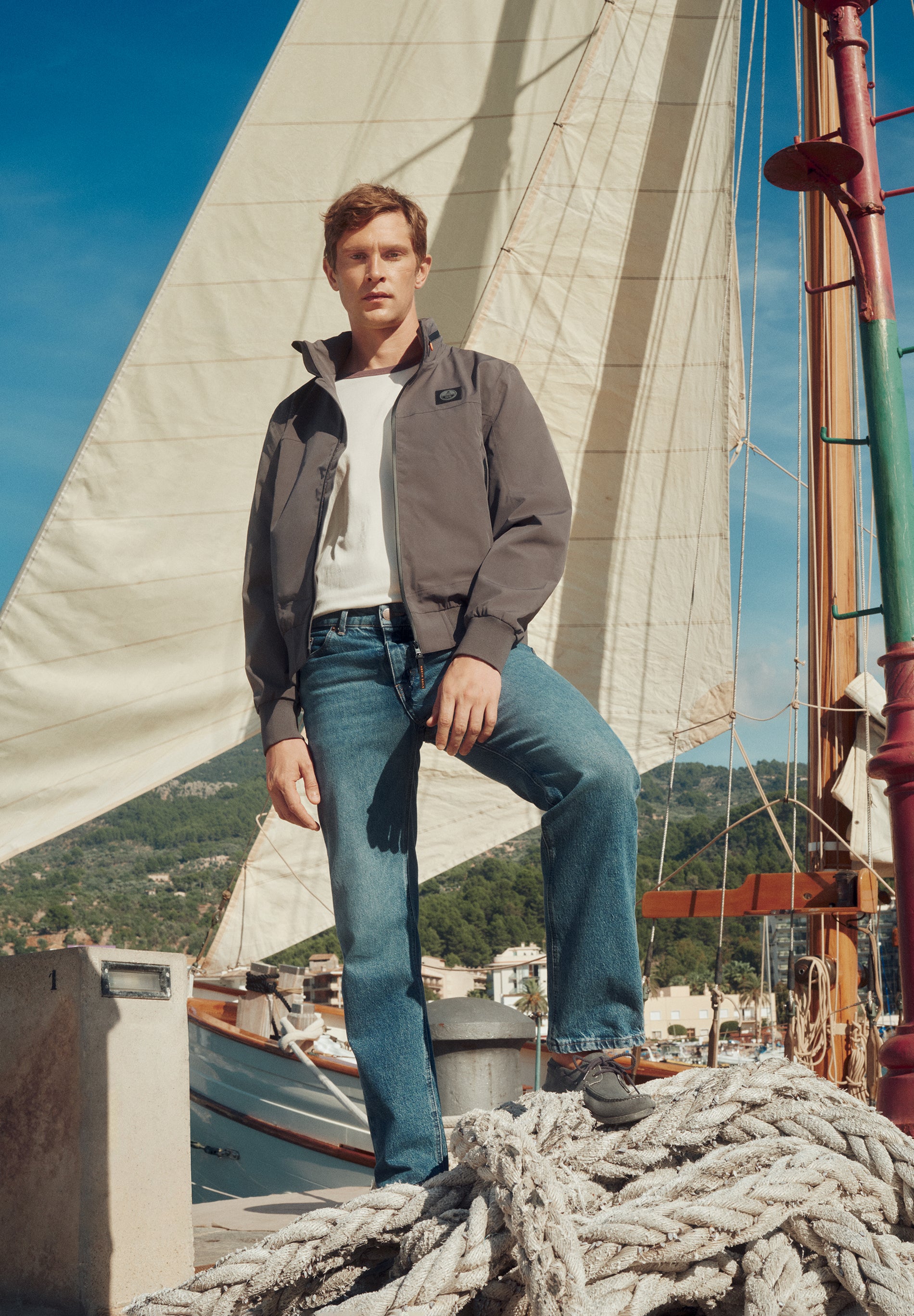 JEANS REGULAR FIT