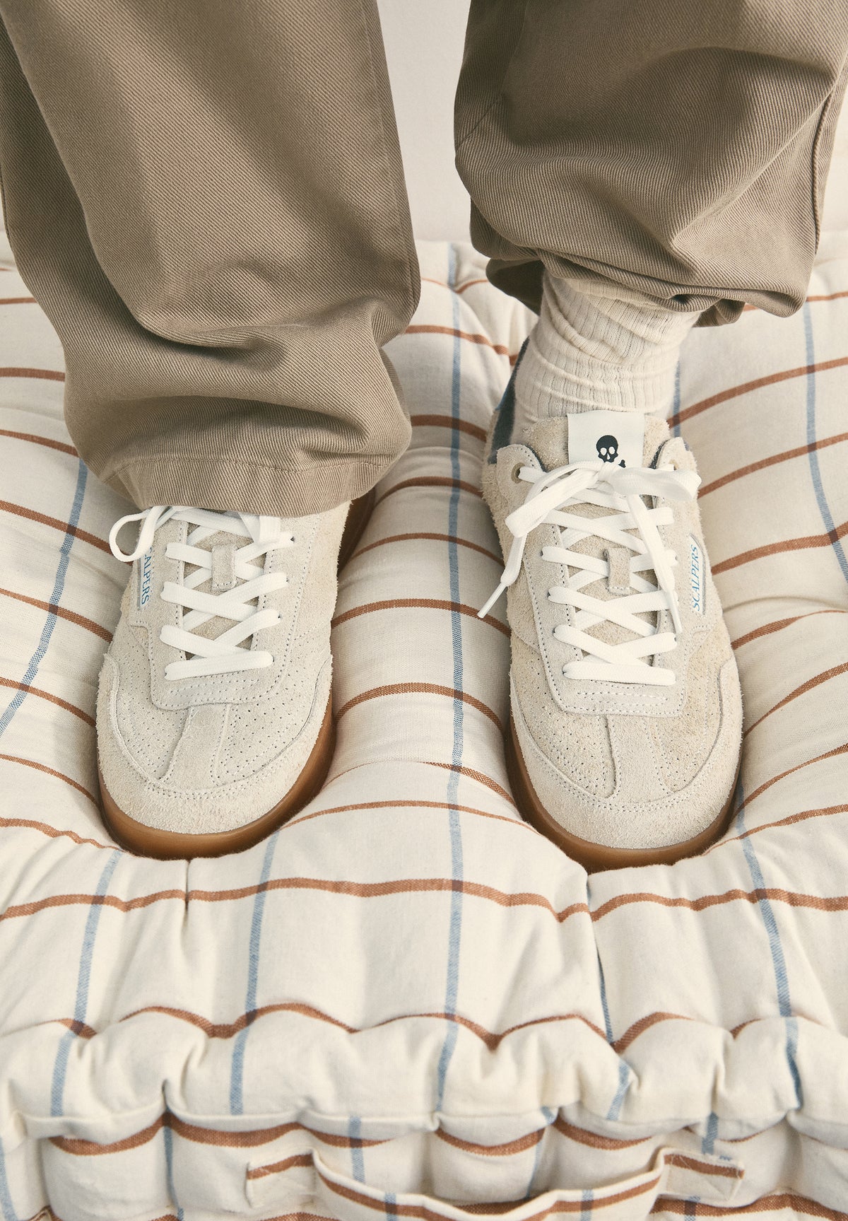 SNEAKERS RETRO ANTE