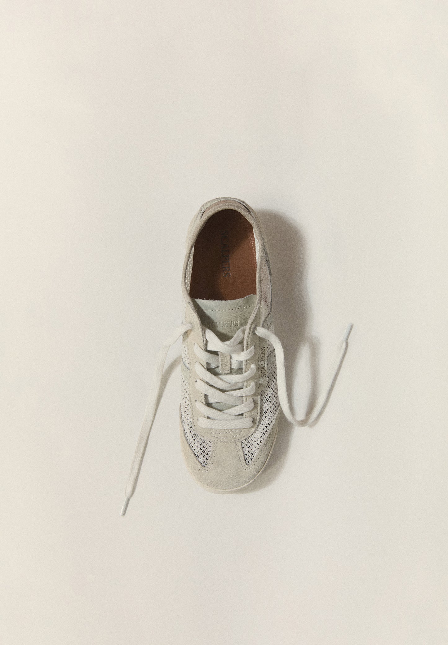 ZAPATILLA DE MALLA Y ANTE