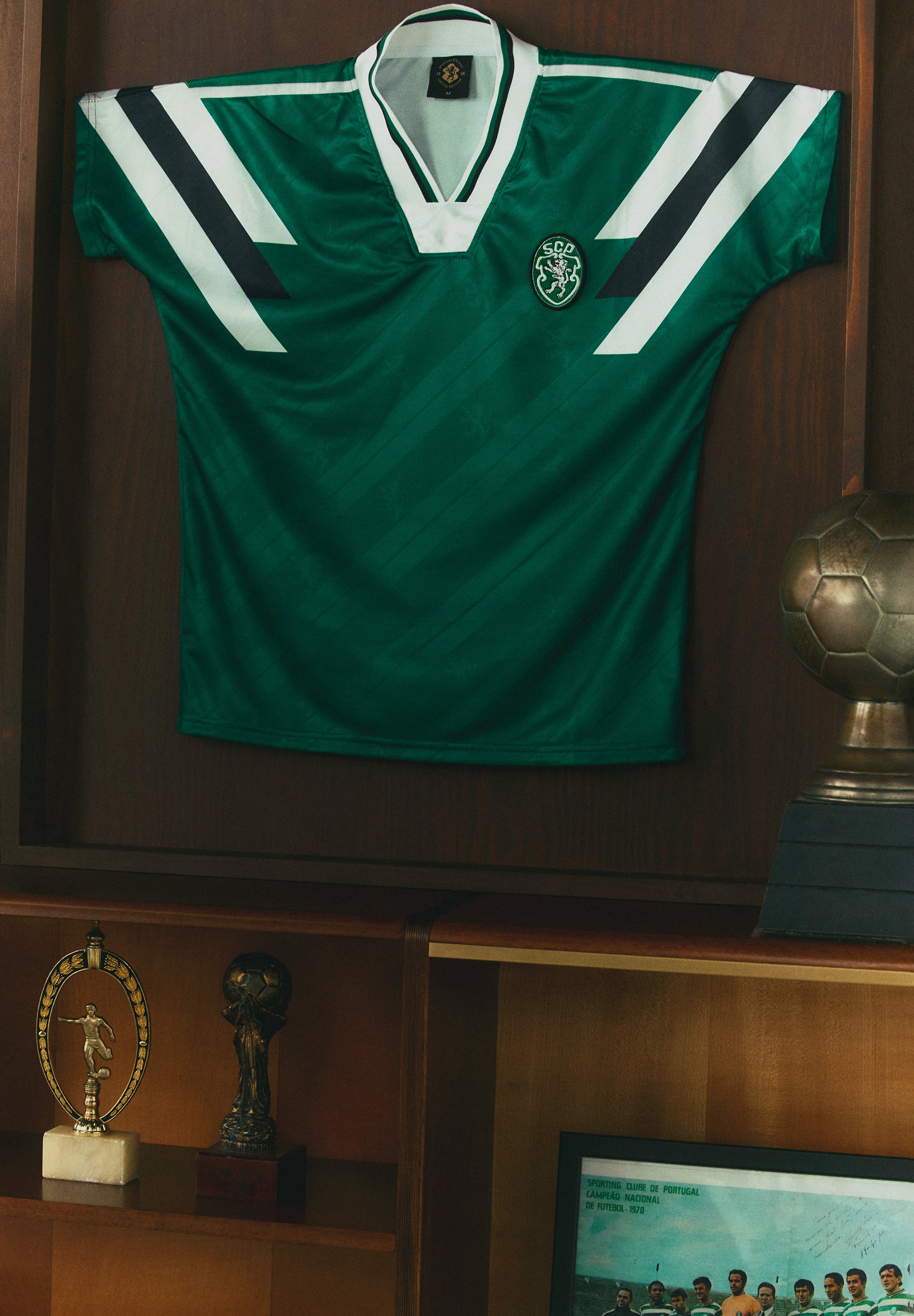 CAZADORA CORTAVIENTOS SCALPERS X SPORTING CP