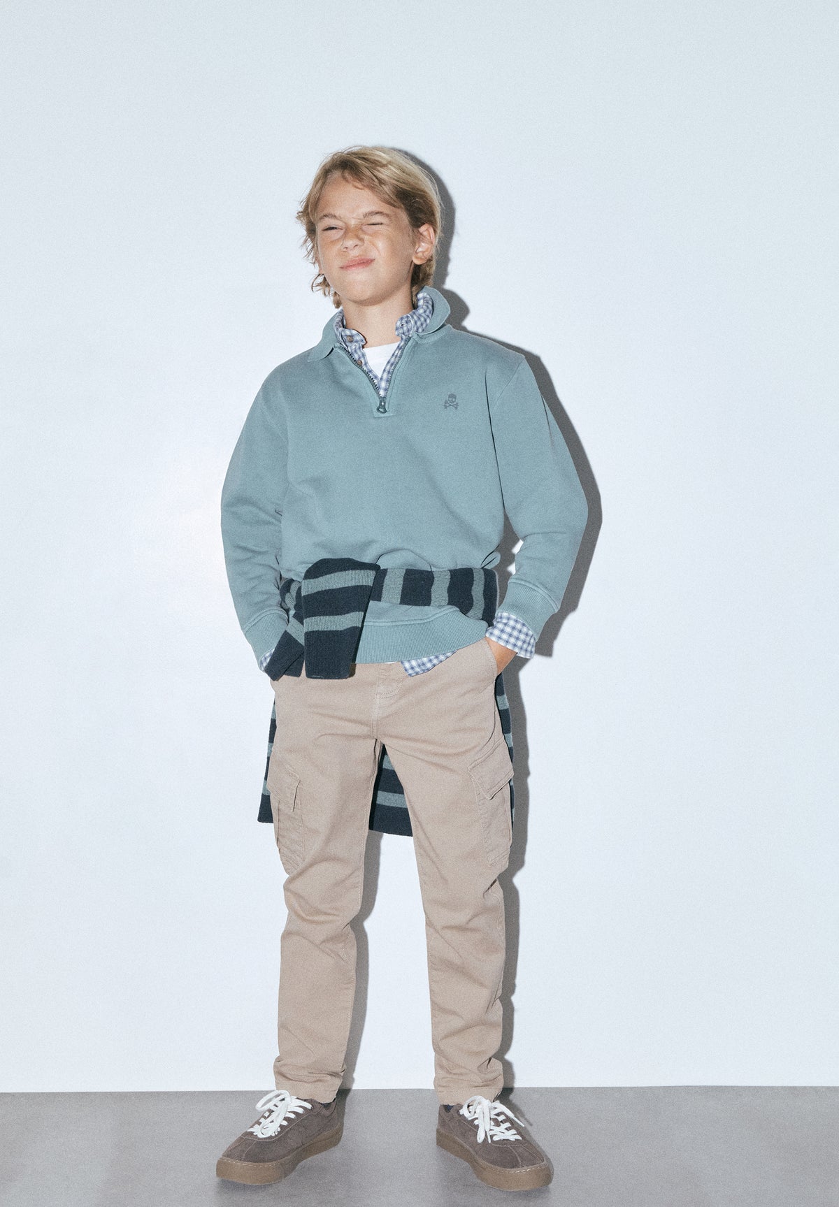 SUDADERA HALF-ZIP PRINT TRASERO