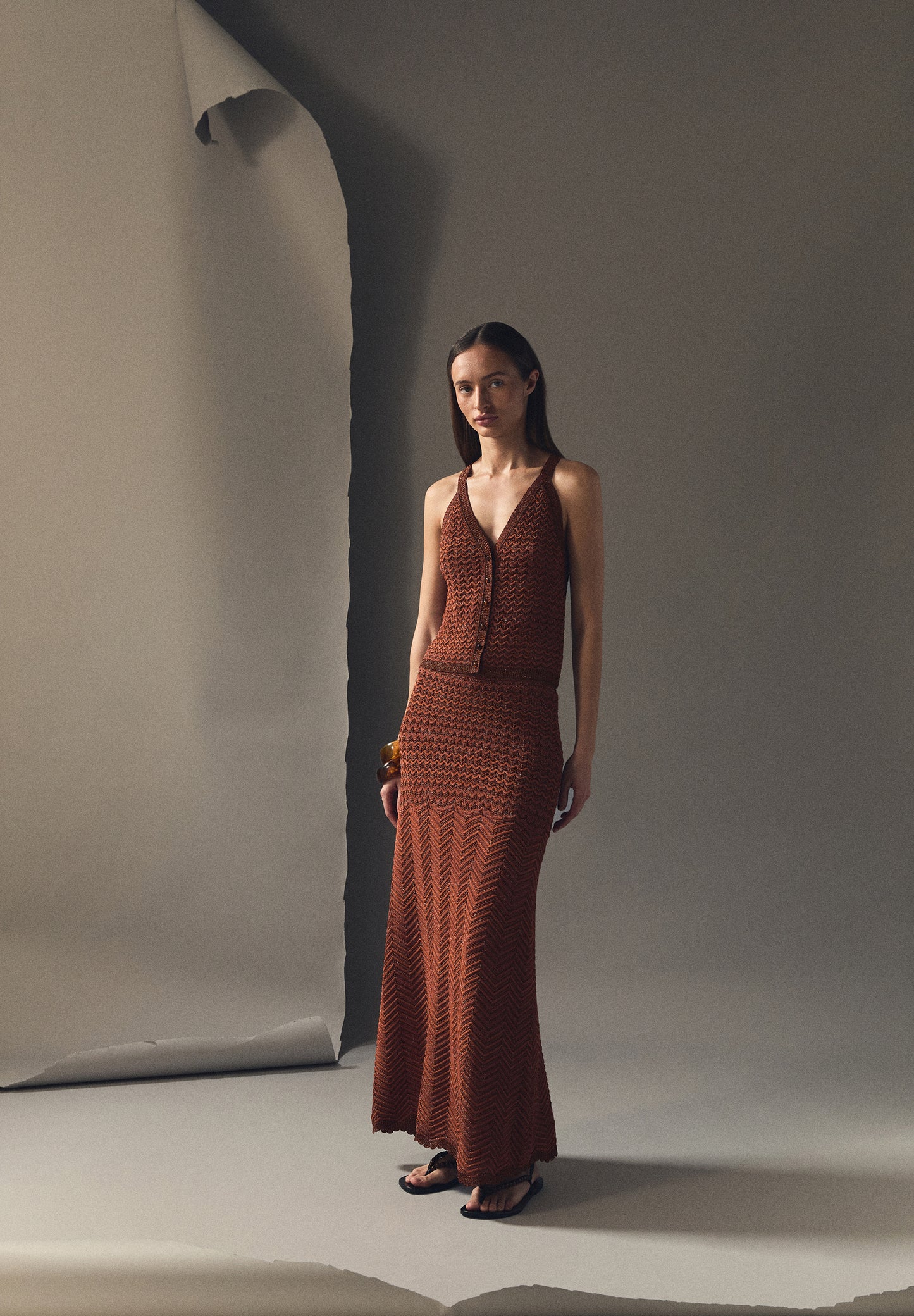 FALDA PUNTO HILO METALIZADO