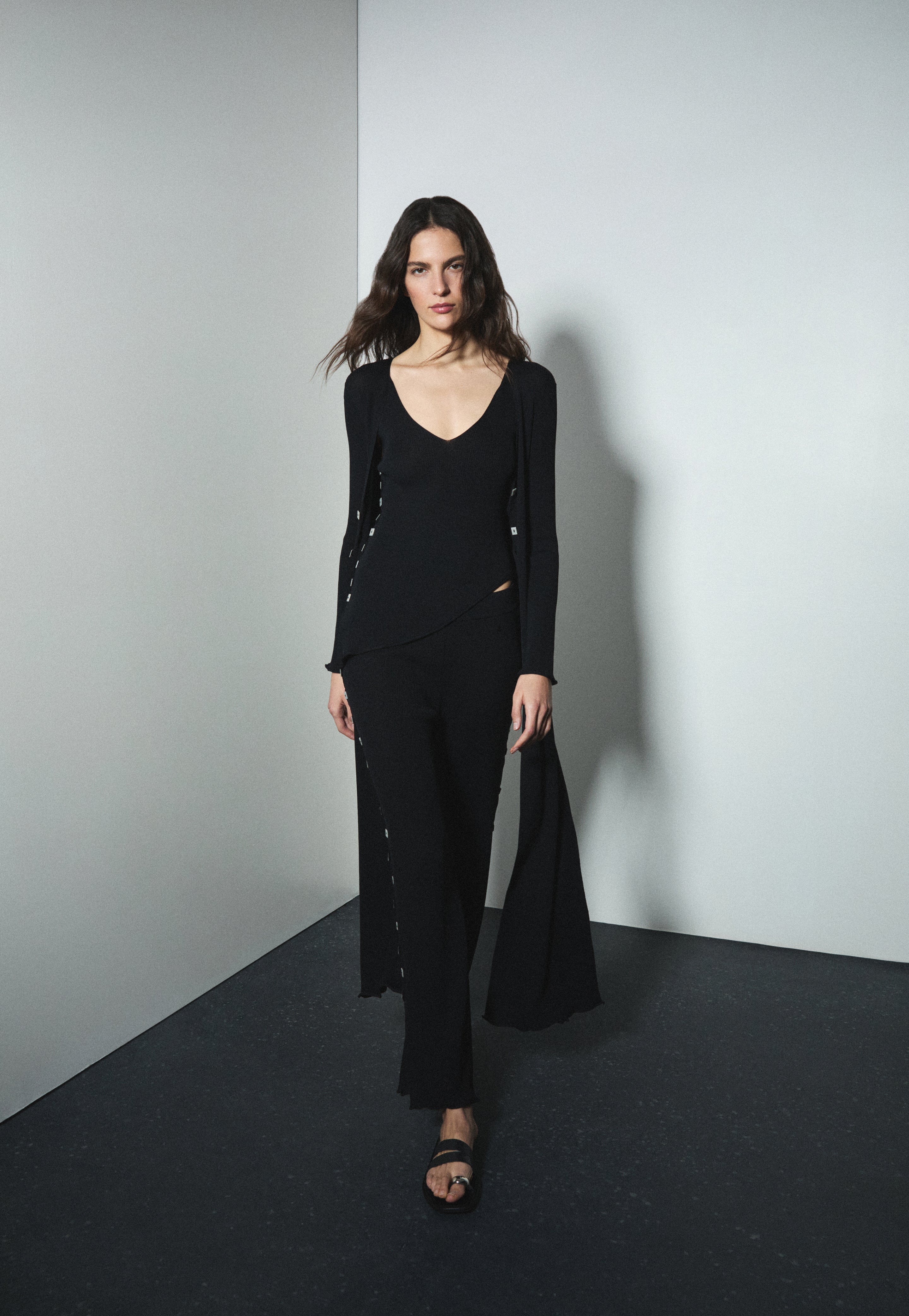 des_010226_talisman_m_01