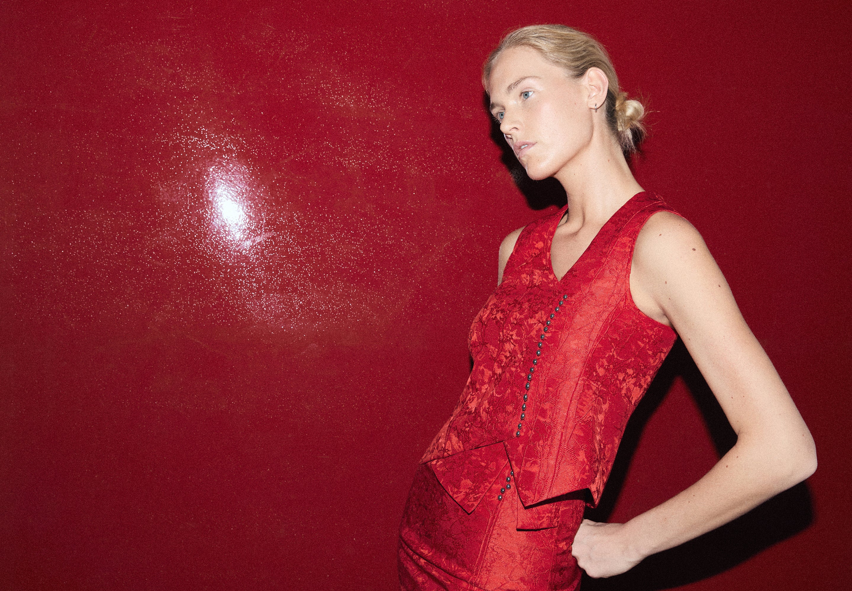 des_020226_handover_sv_m_02