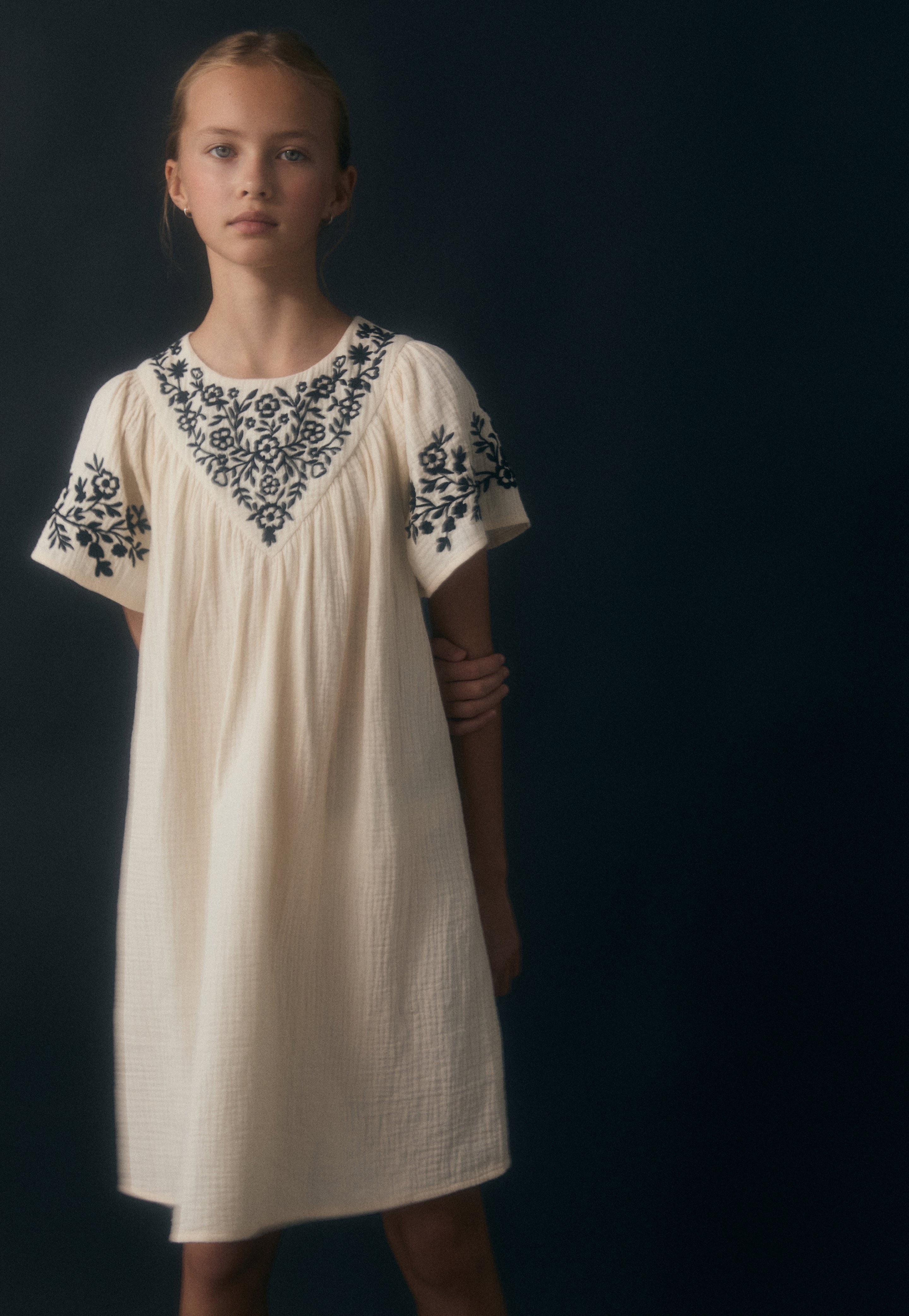 des_110326_bbc_girls_02