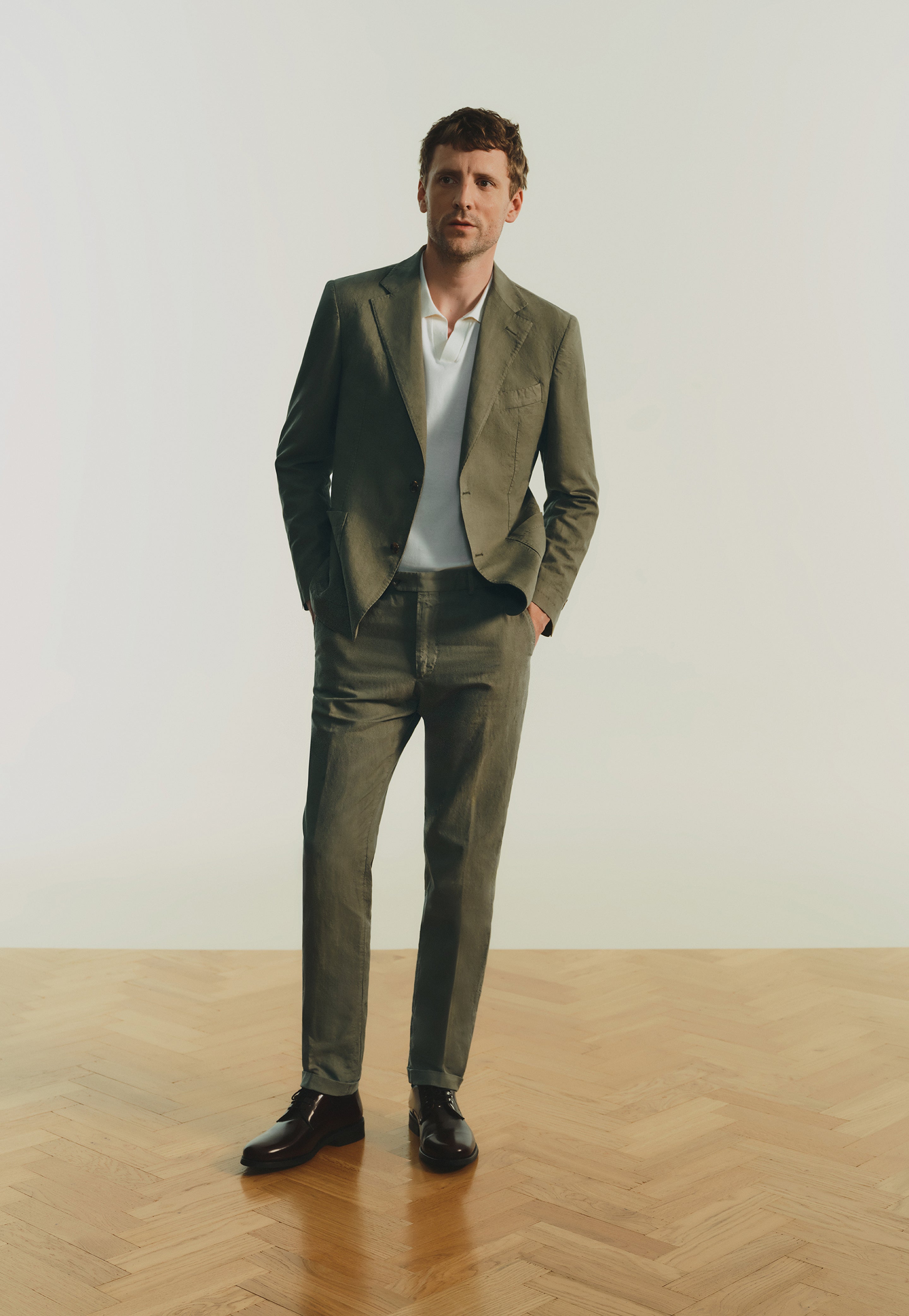 des_120426_tailoring_linos_08