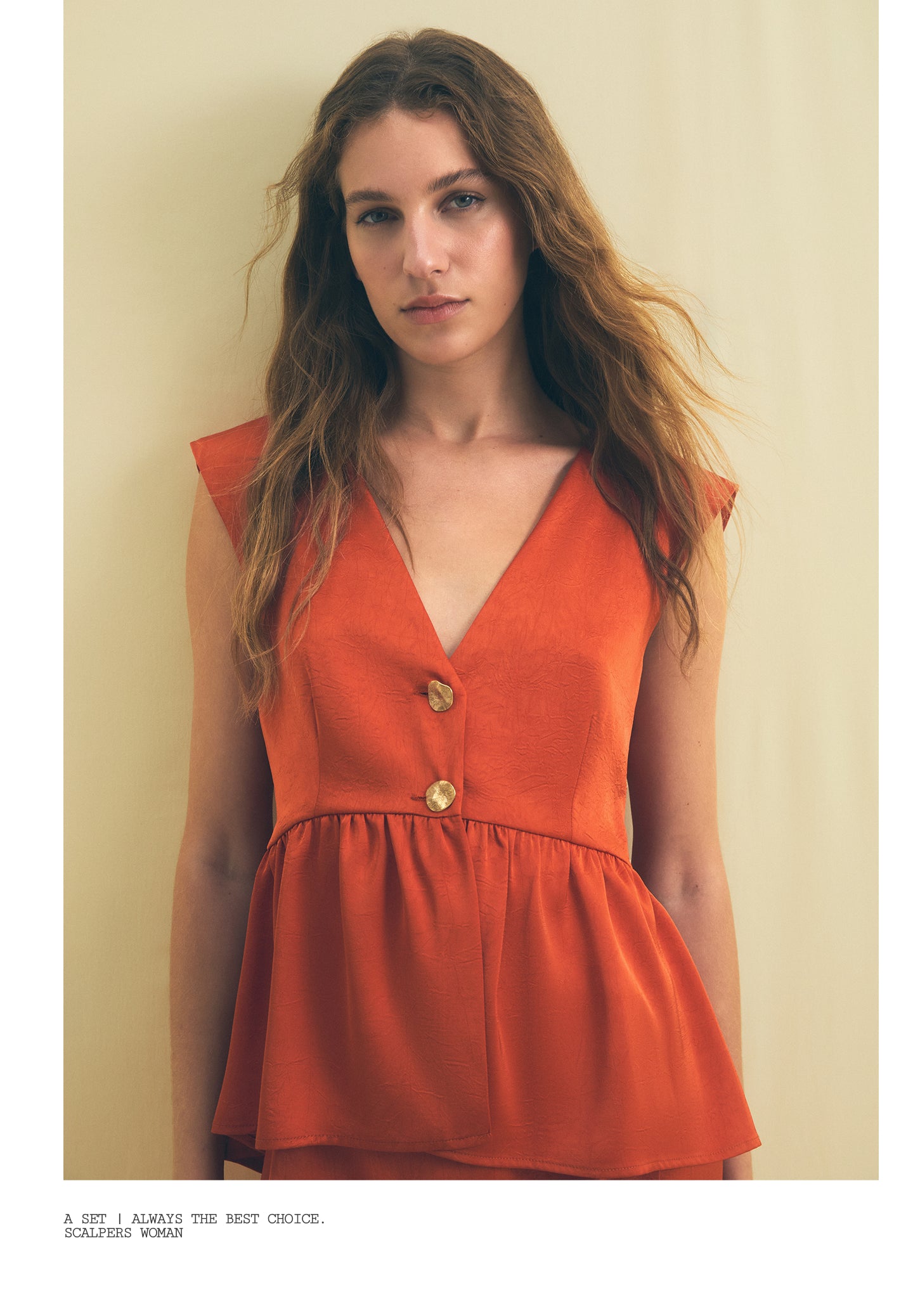 TOP SATINADO PEPLUM