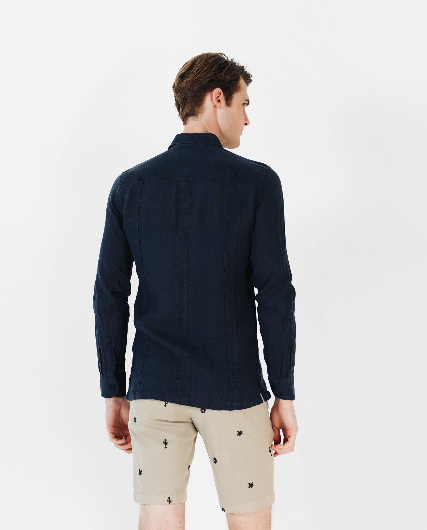 BERMUDA BORDADOS ALL OVER