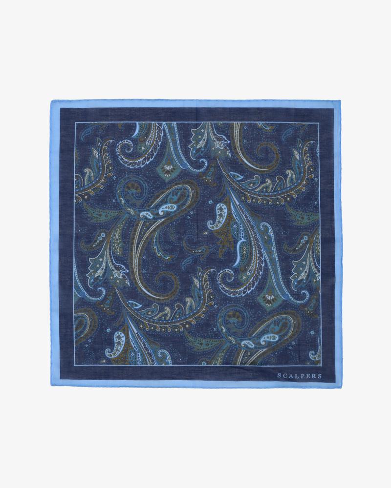 PAÑUELO ESTAMPADO TIPO CASHMERE