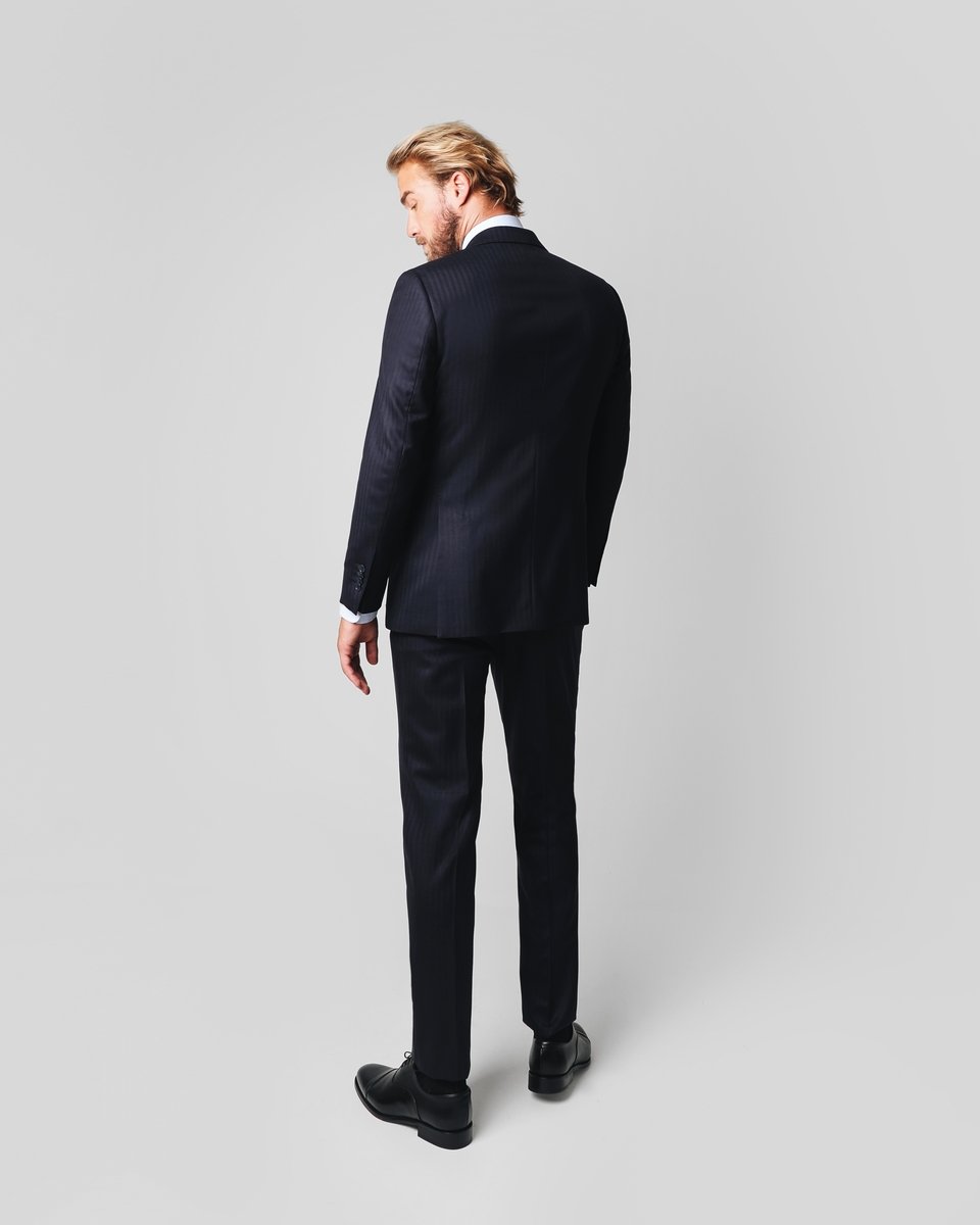 TRAJE CLÁSICO RAYA DIPLOMÁTICA