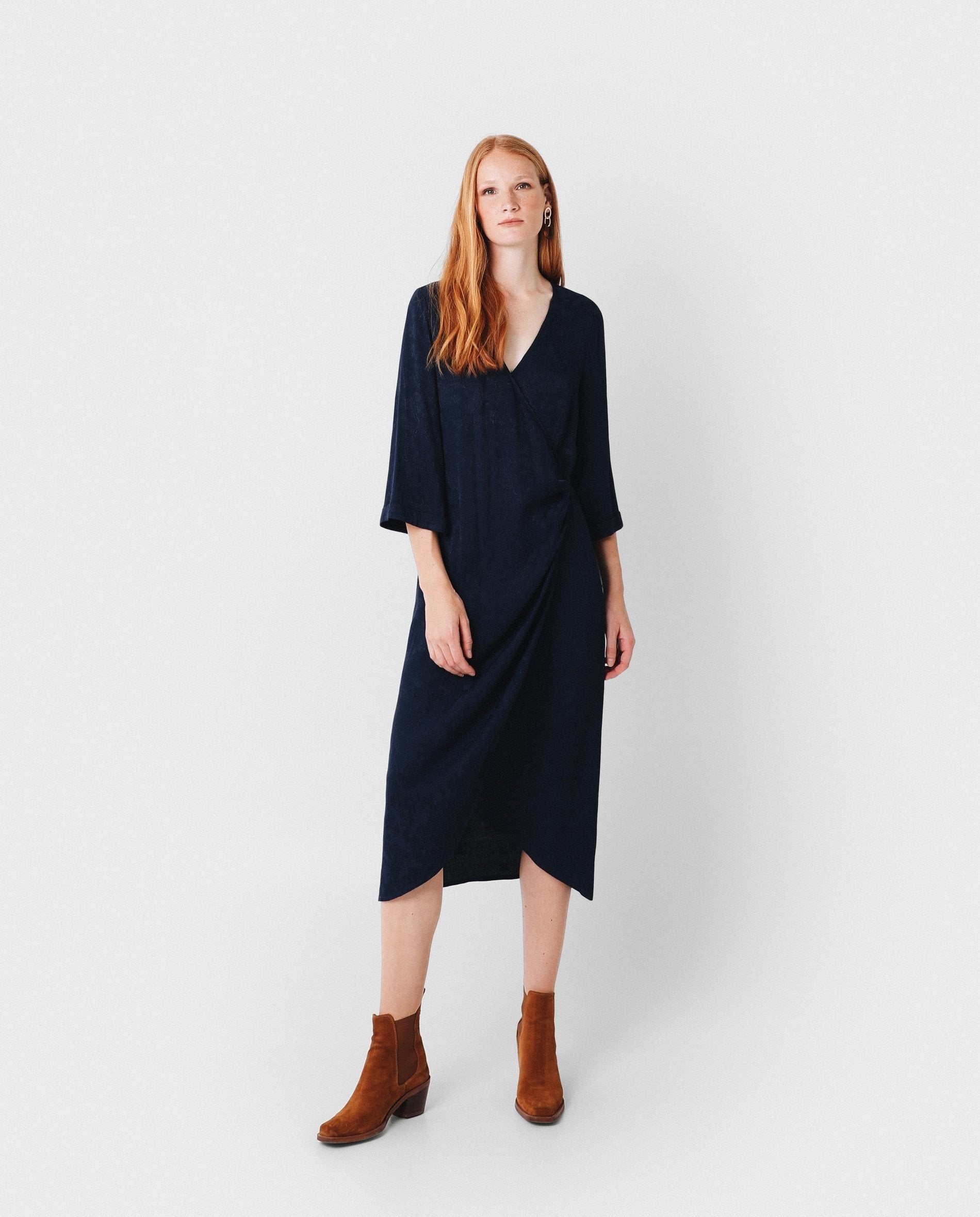 VESTIDO CRUZADO LATERAL