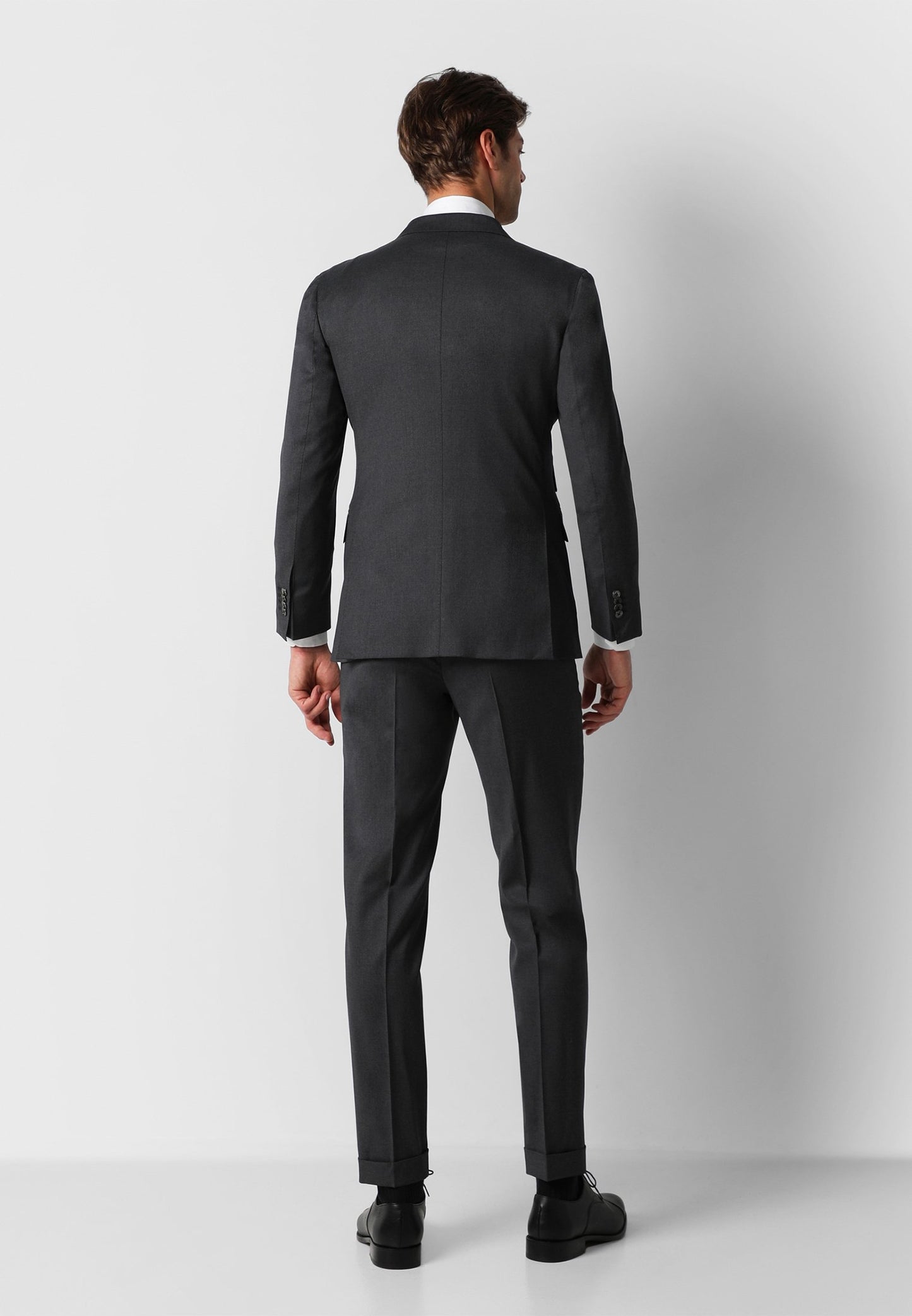 TRAJE SOLAPA PUNTA DE LANZA