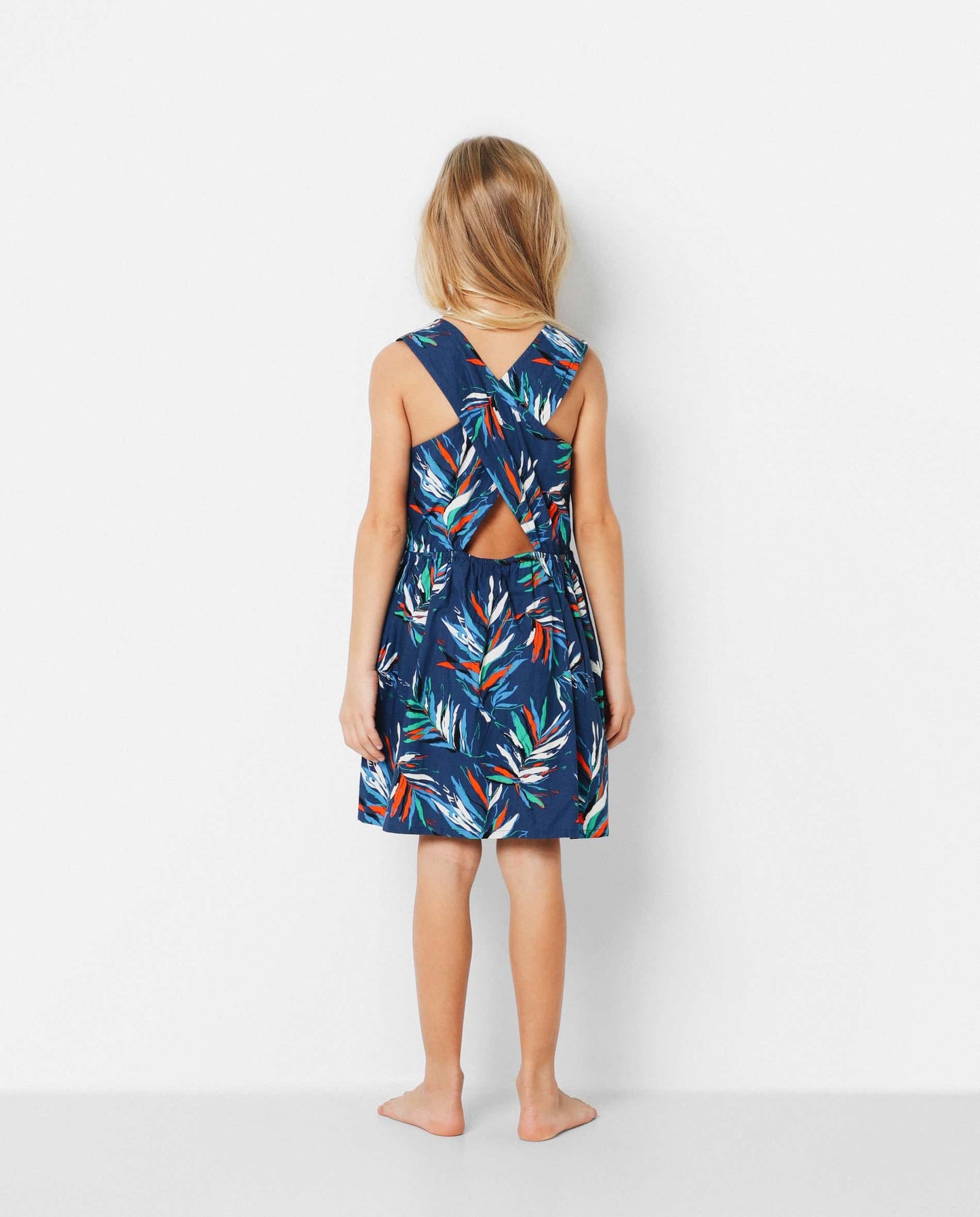 VESTIDO TROPICAL ESPALDA CRUZADA