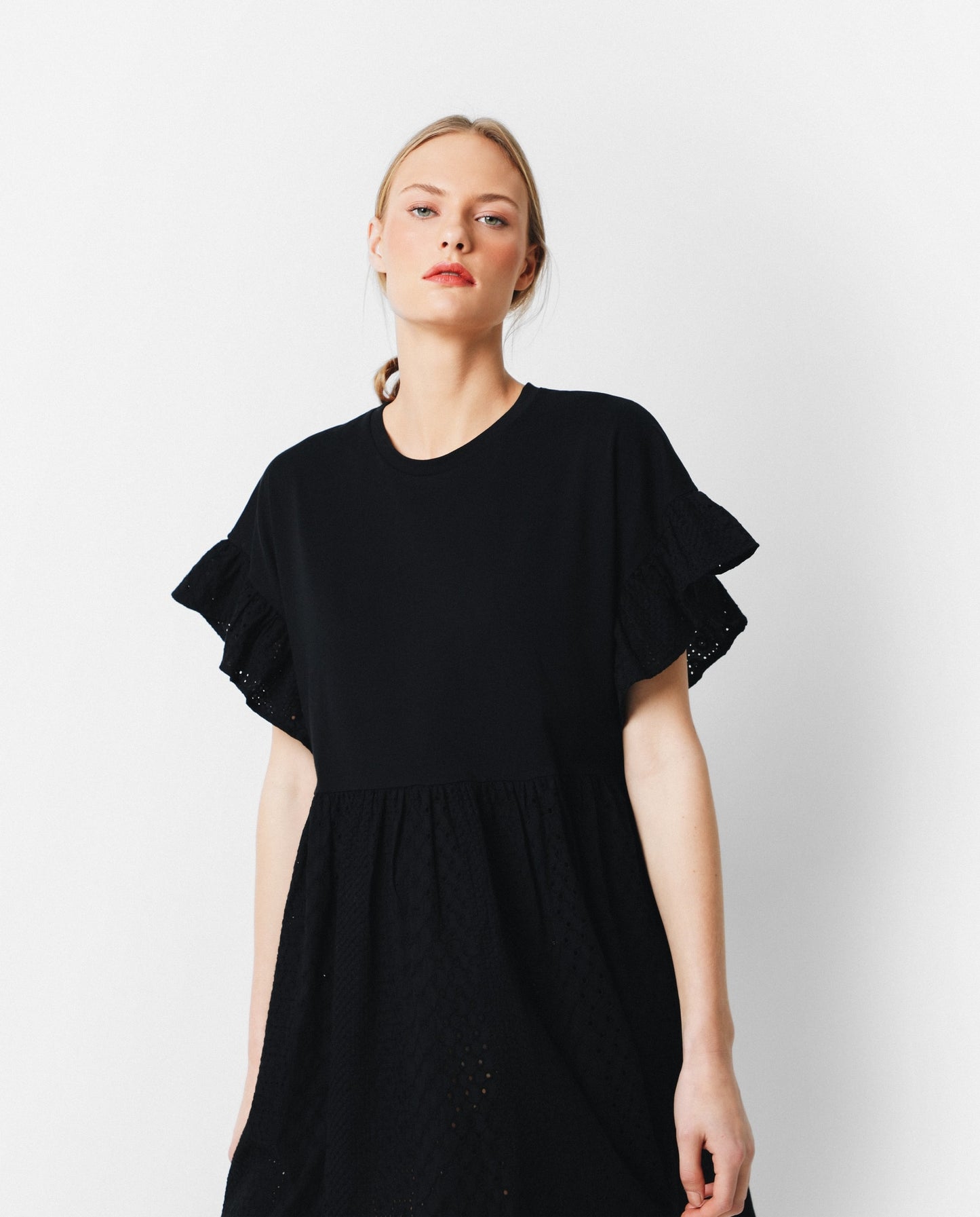 VESTIDO MINI BORDADO INGLES