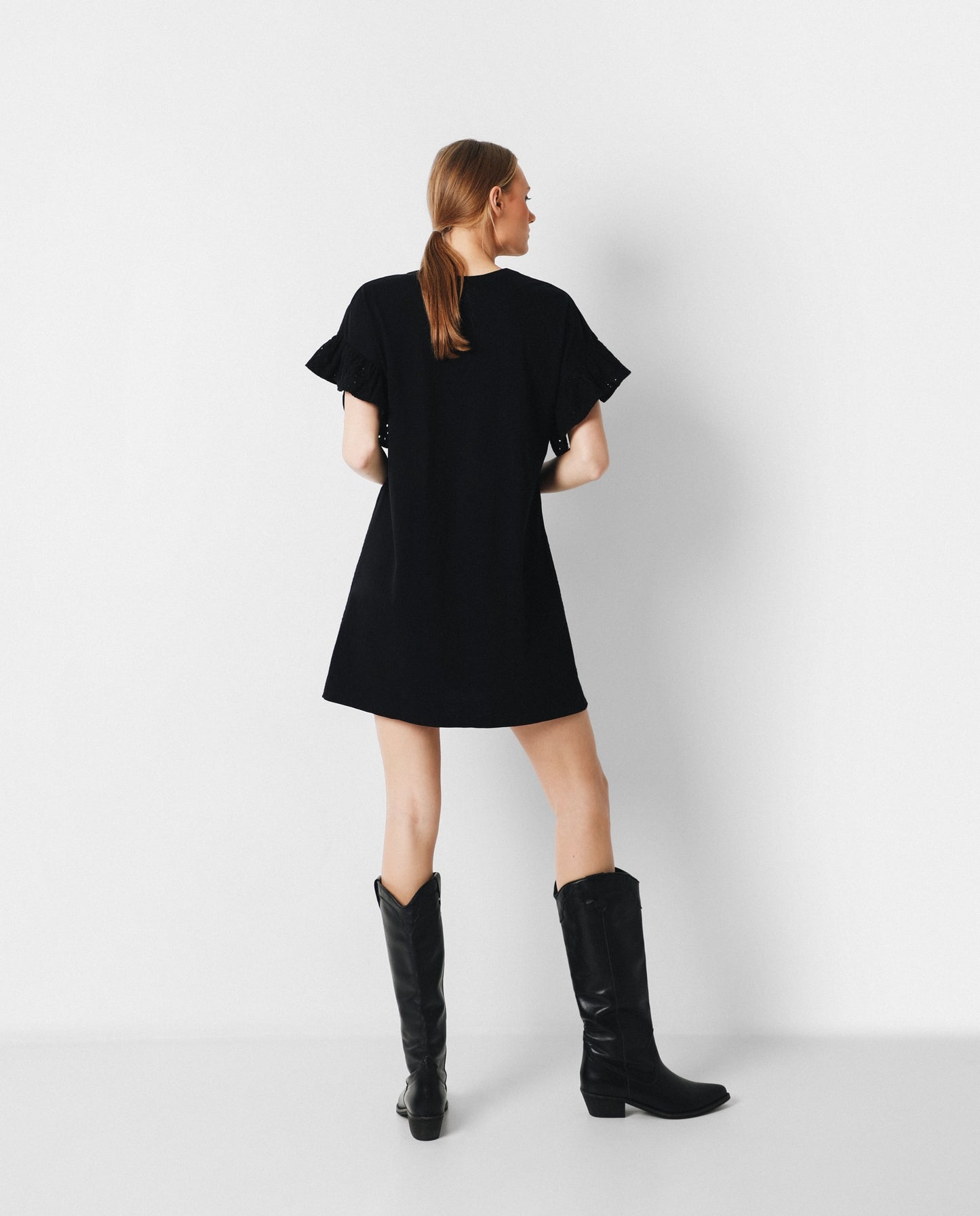 VESTIDO MINI BORDADO INGLES