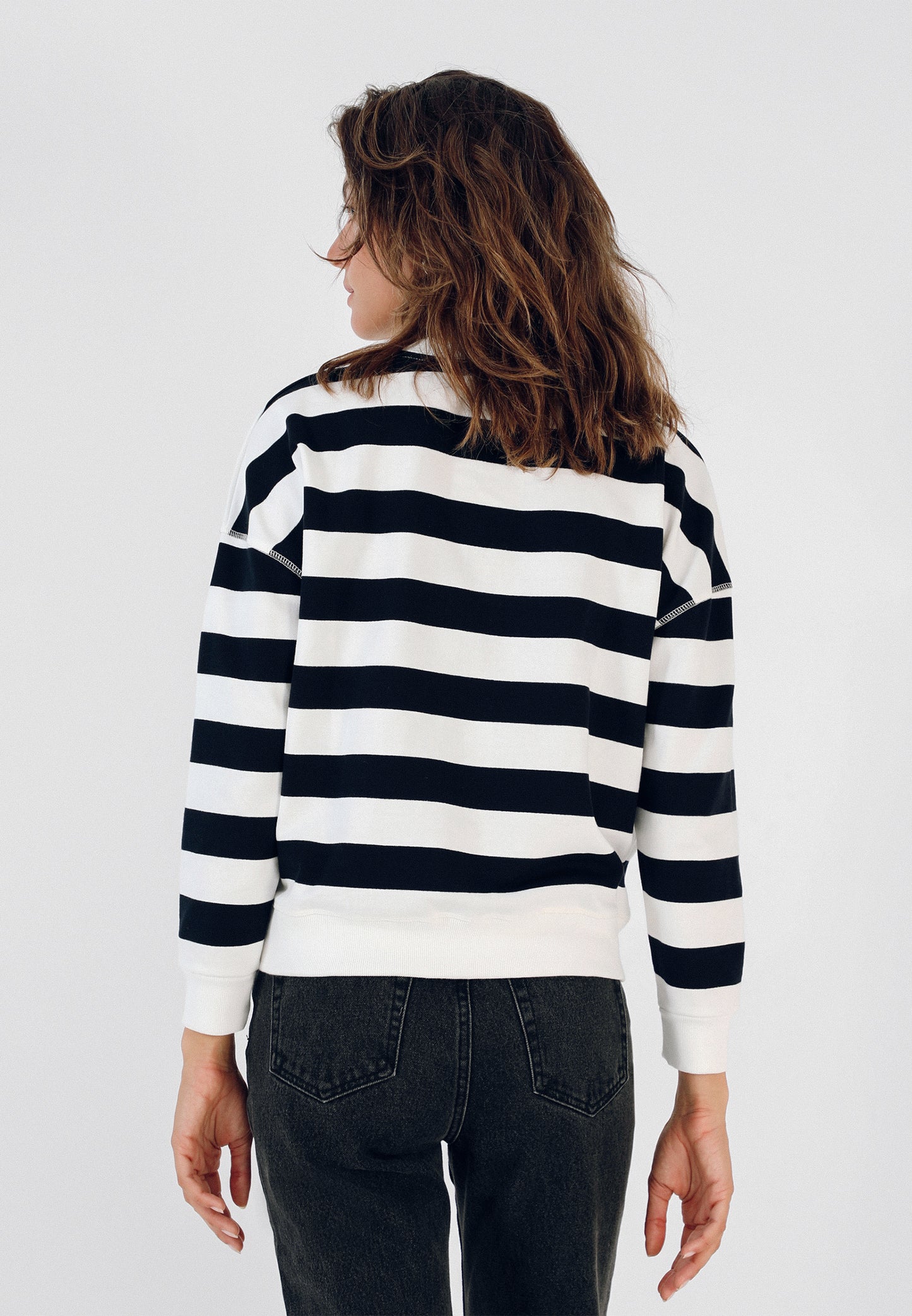 SUDADERA RAYAS CALAVERA