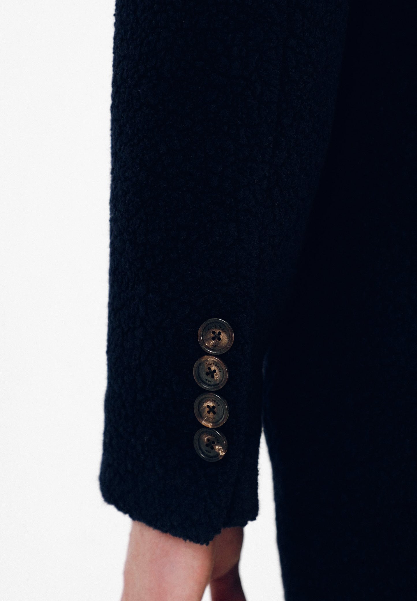 ABRIGO CRUZADO PUNTA DE LANZA