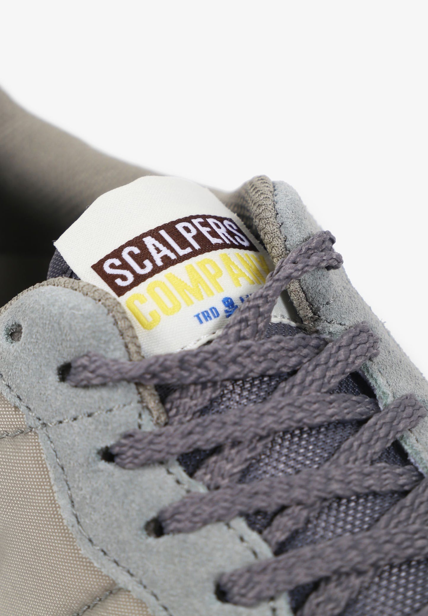 SNEAKERS COMBINADAS PIEL