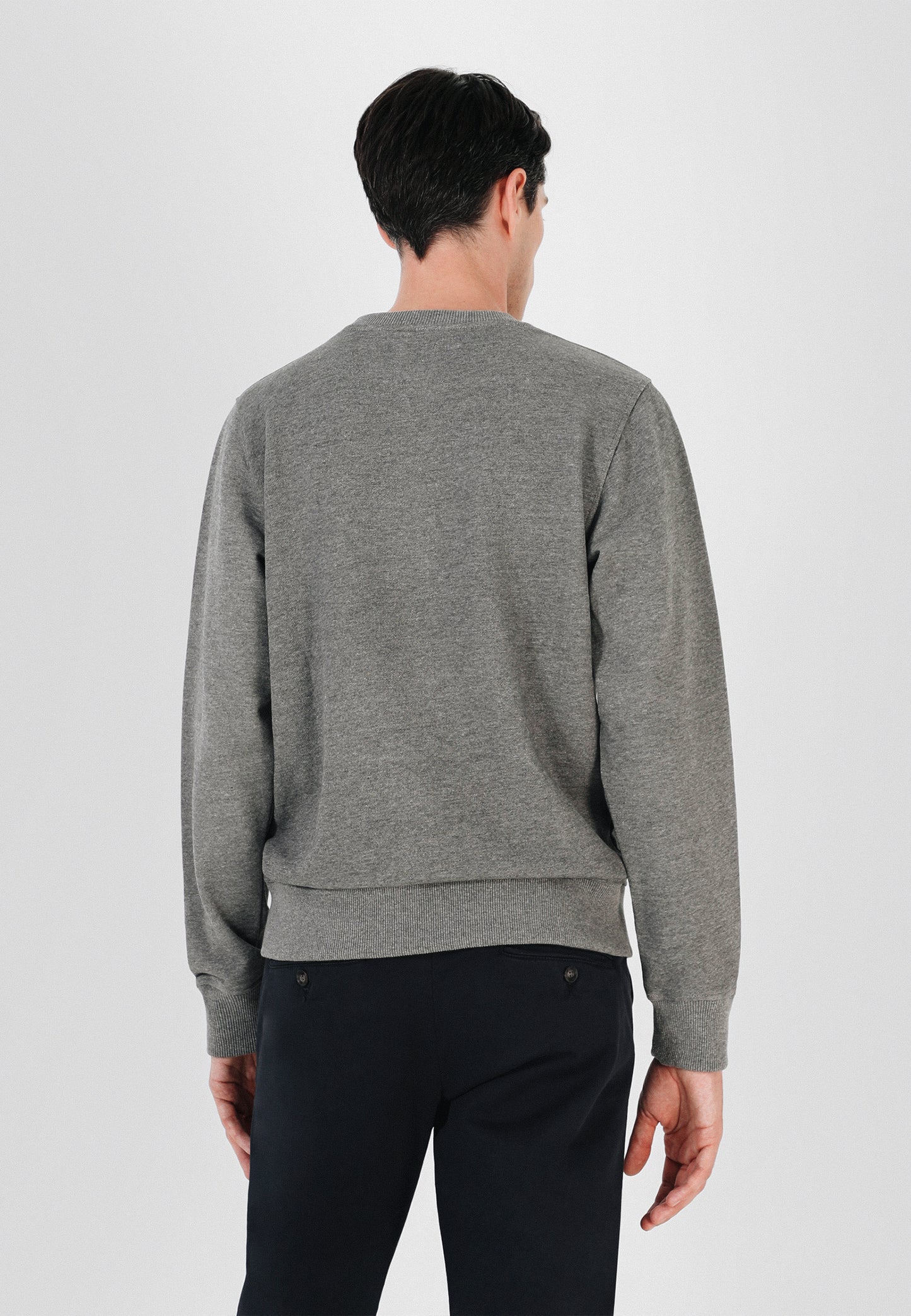 SUDADERA TEXTO RELIEVE