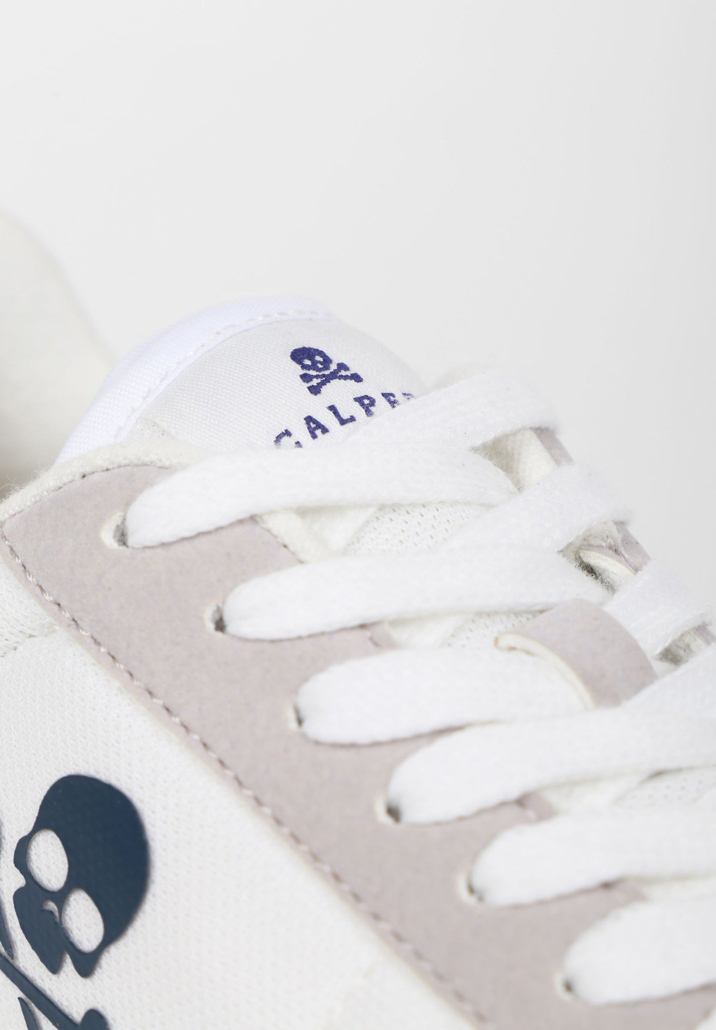 SNEAKERS CALAVERA LATERAL