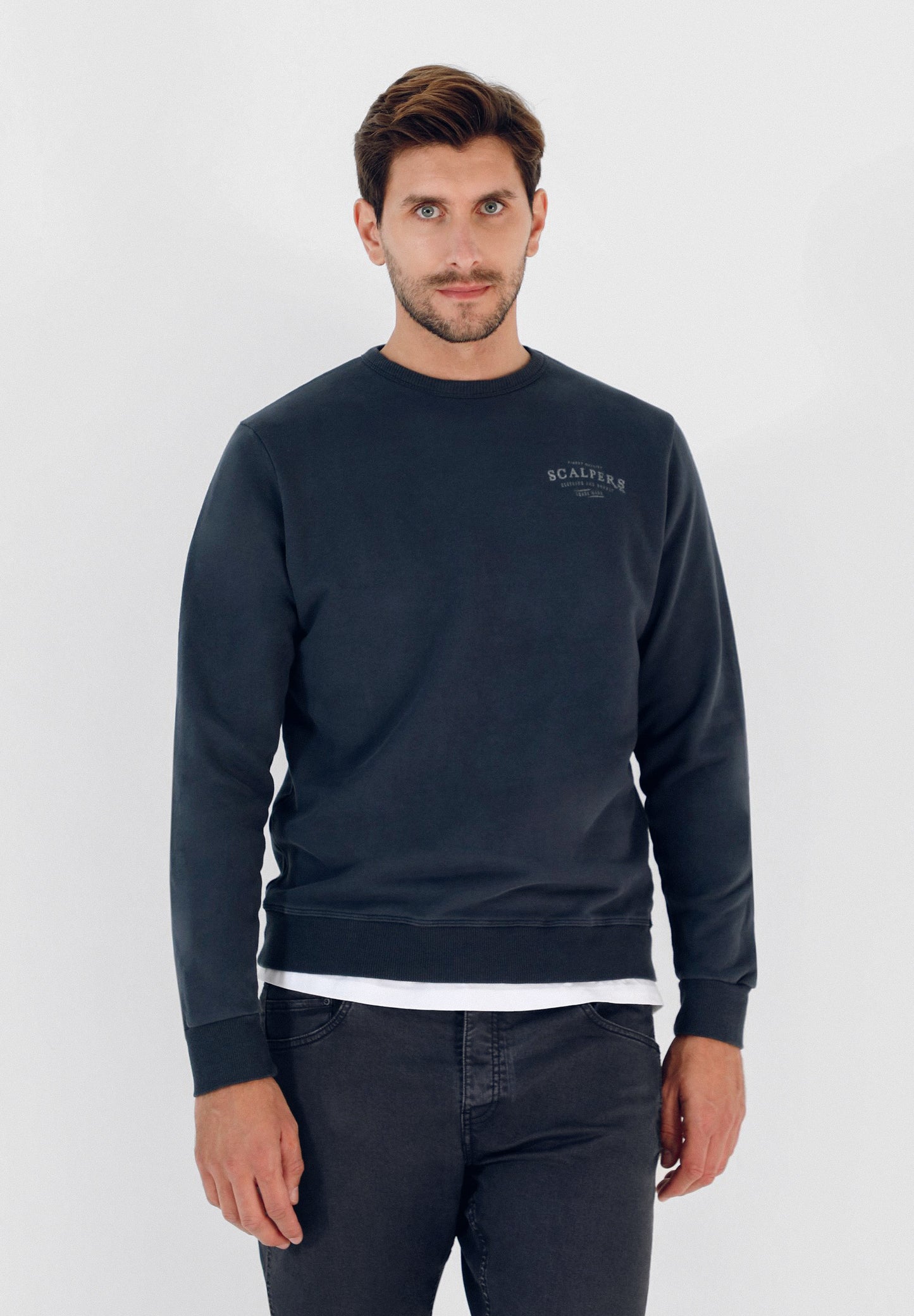 SUDADERA TEXTO DESGASTADO