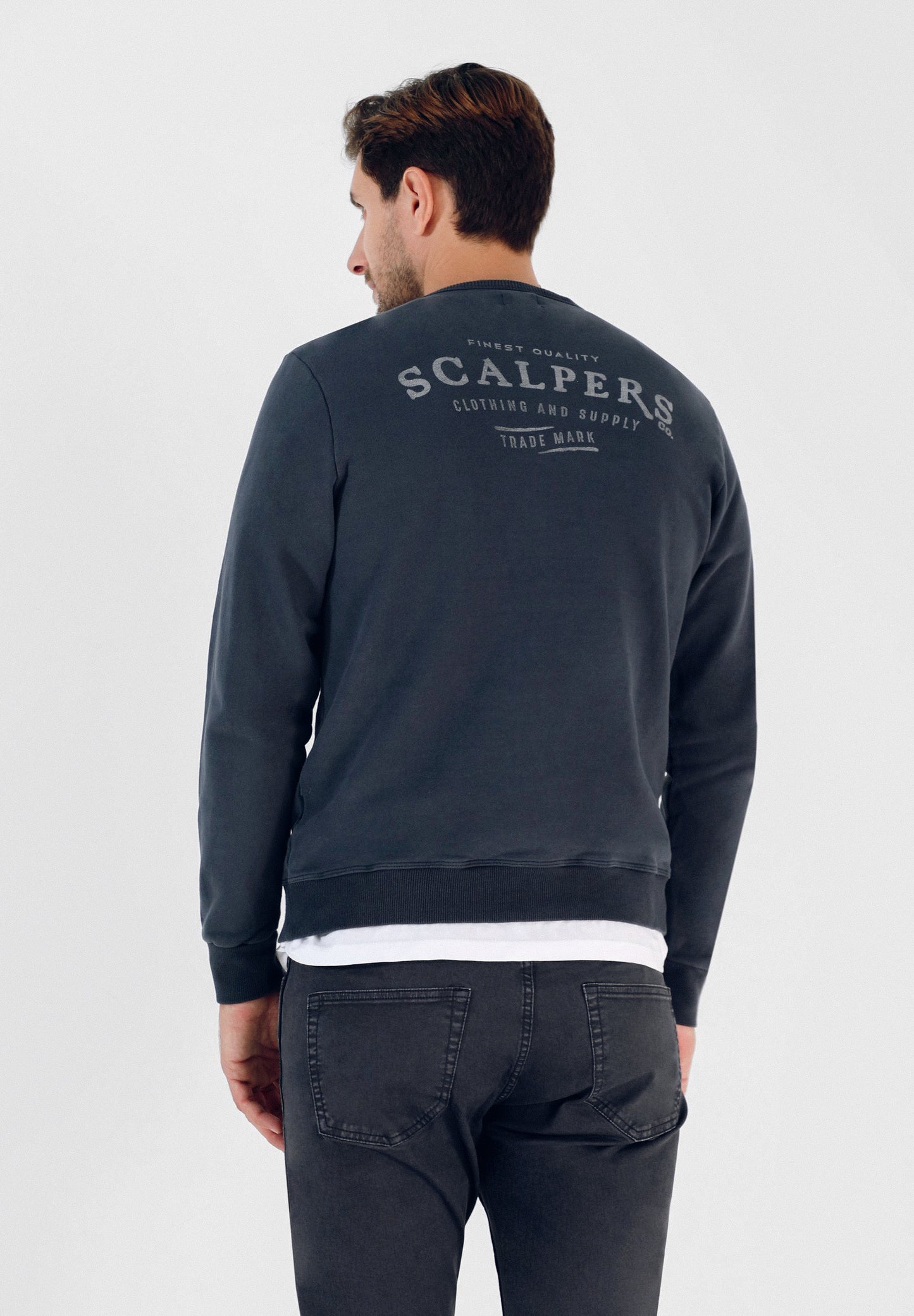 SUDADERA TEXTO DESGASTADO