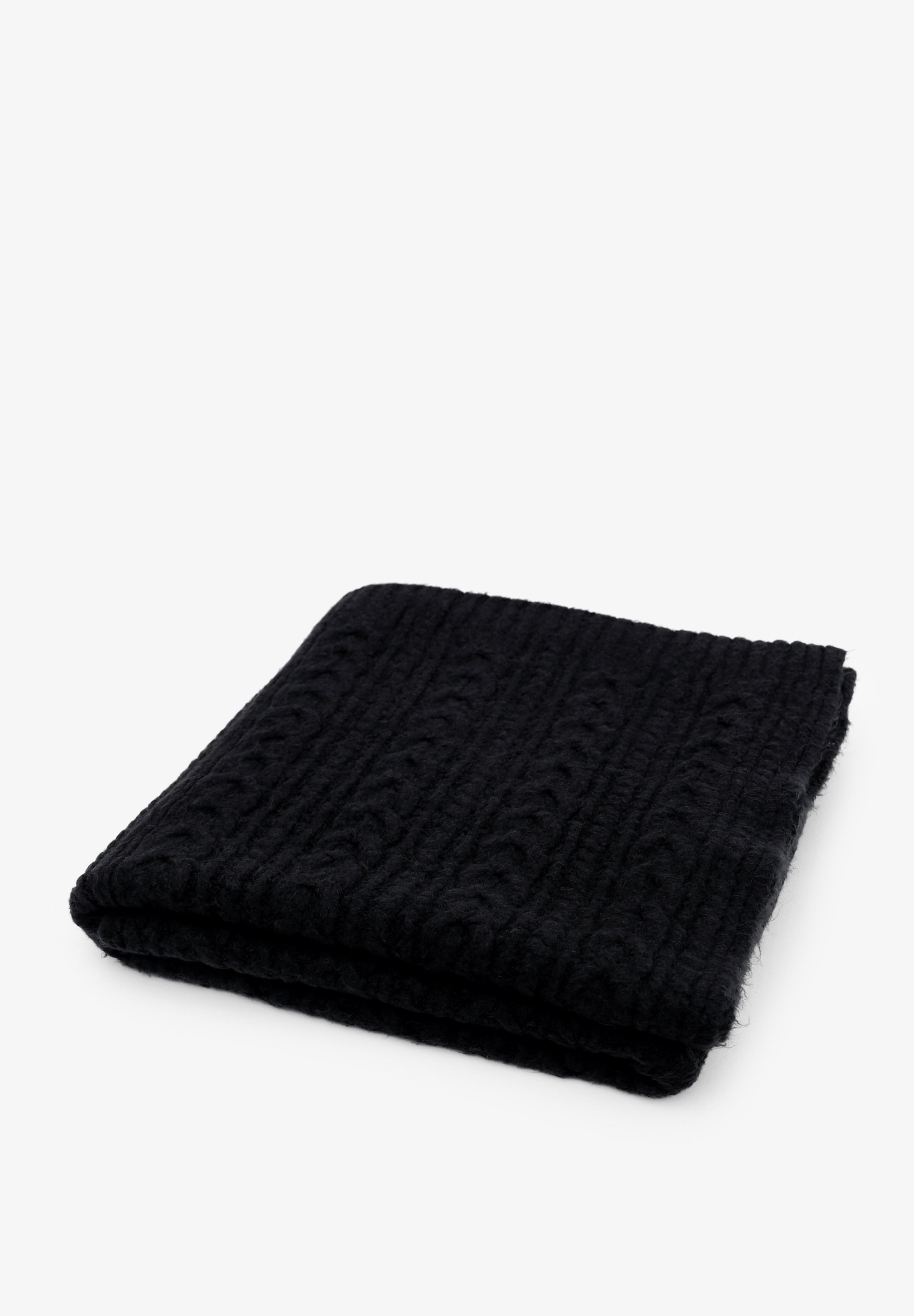 MANTA TRENZADA SCALPERS