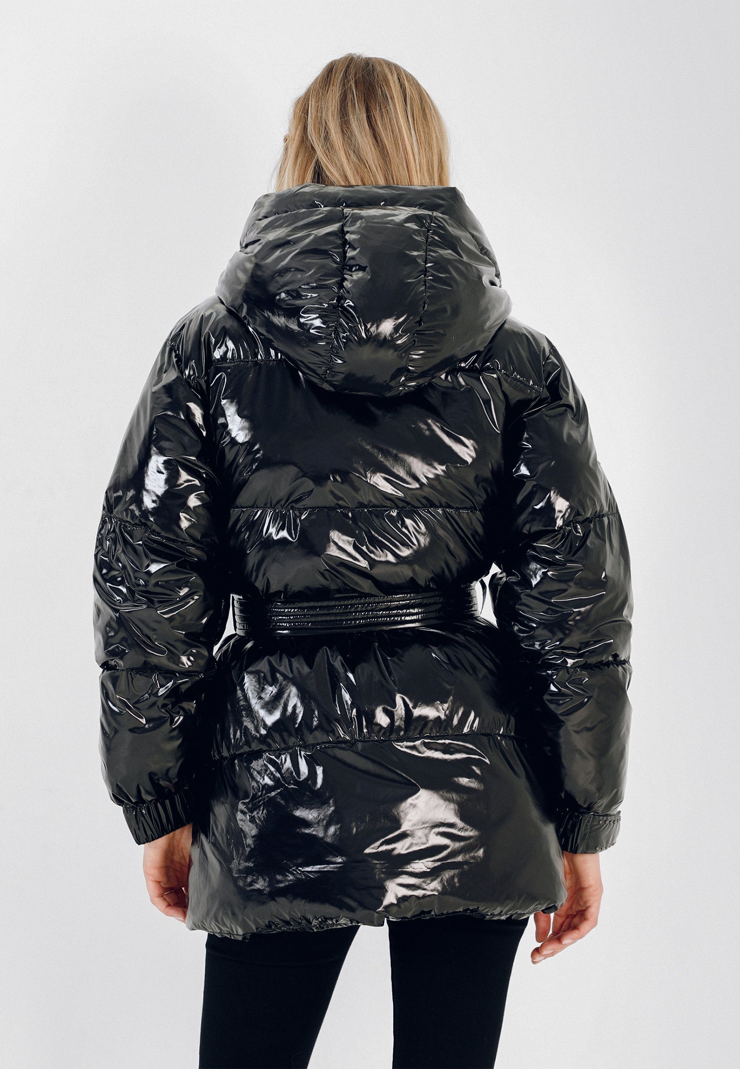 ABRIGO ACOLCHADO CINTURÓN