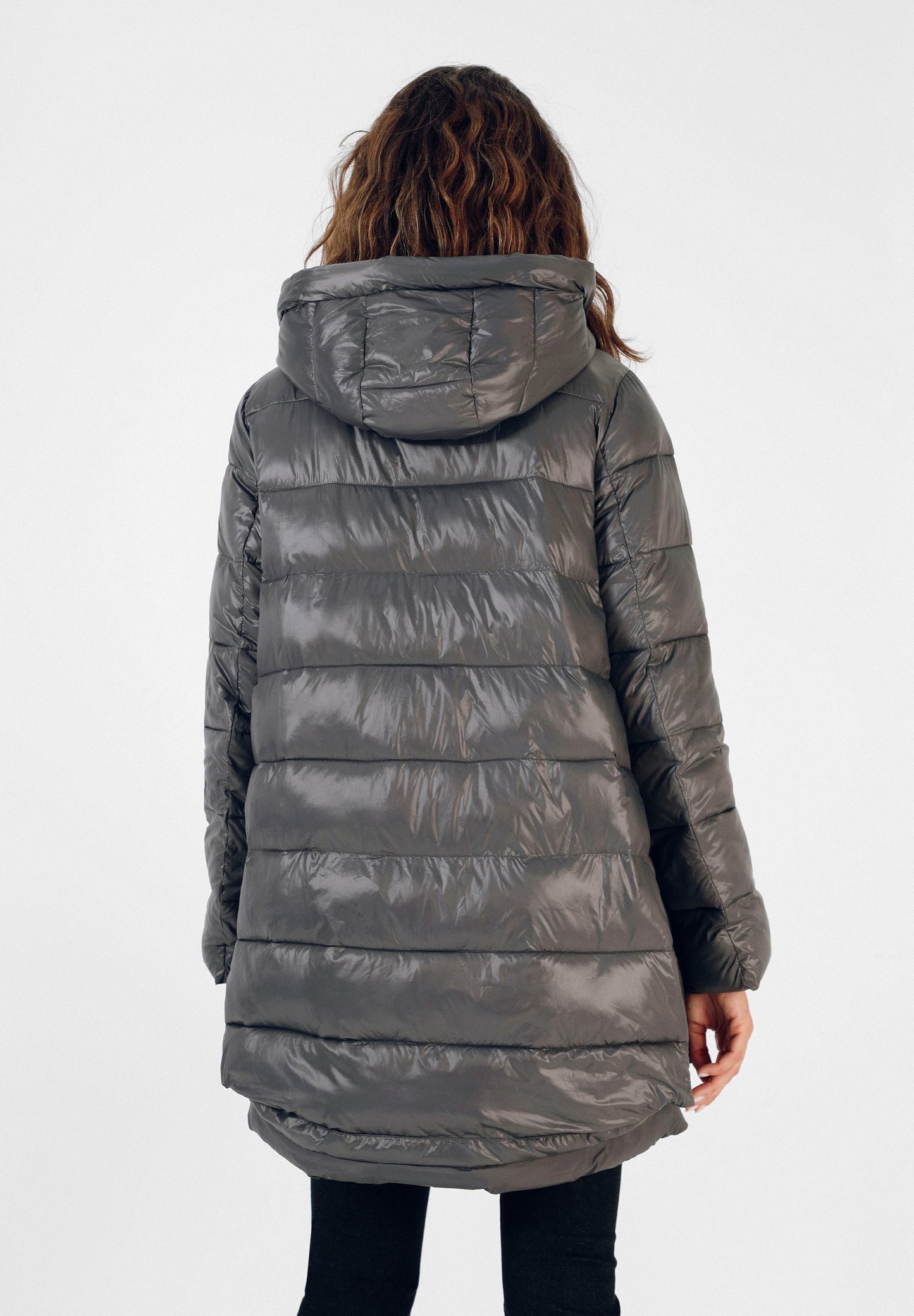 ABRIGO ACOLCHADO CAPUCHA